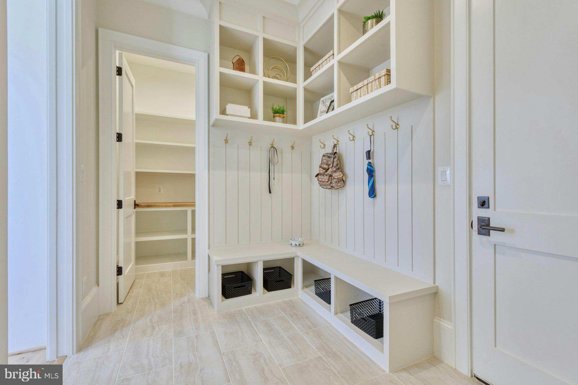 BELLEVUE FOREST - Residential
