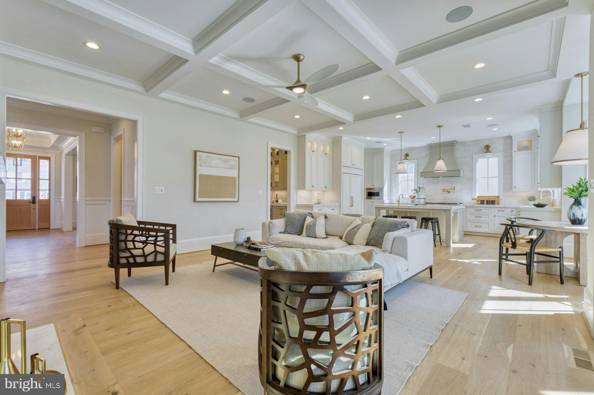 BELLEVUE FOREST - Residential
