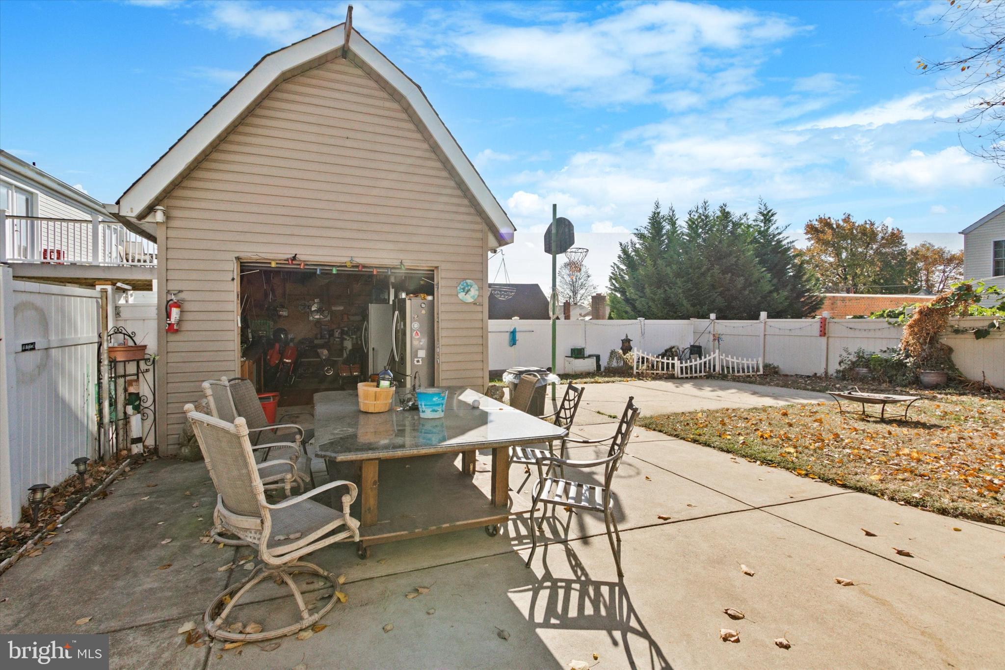 BURHOLME - Residential