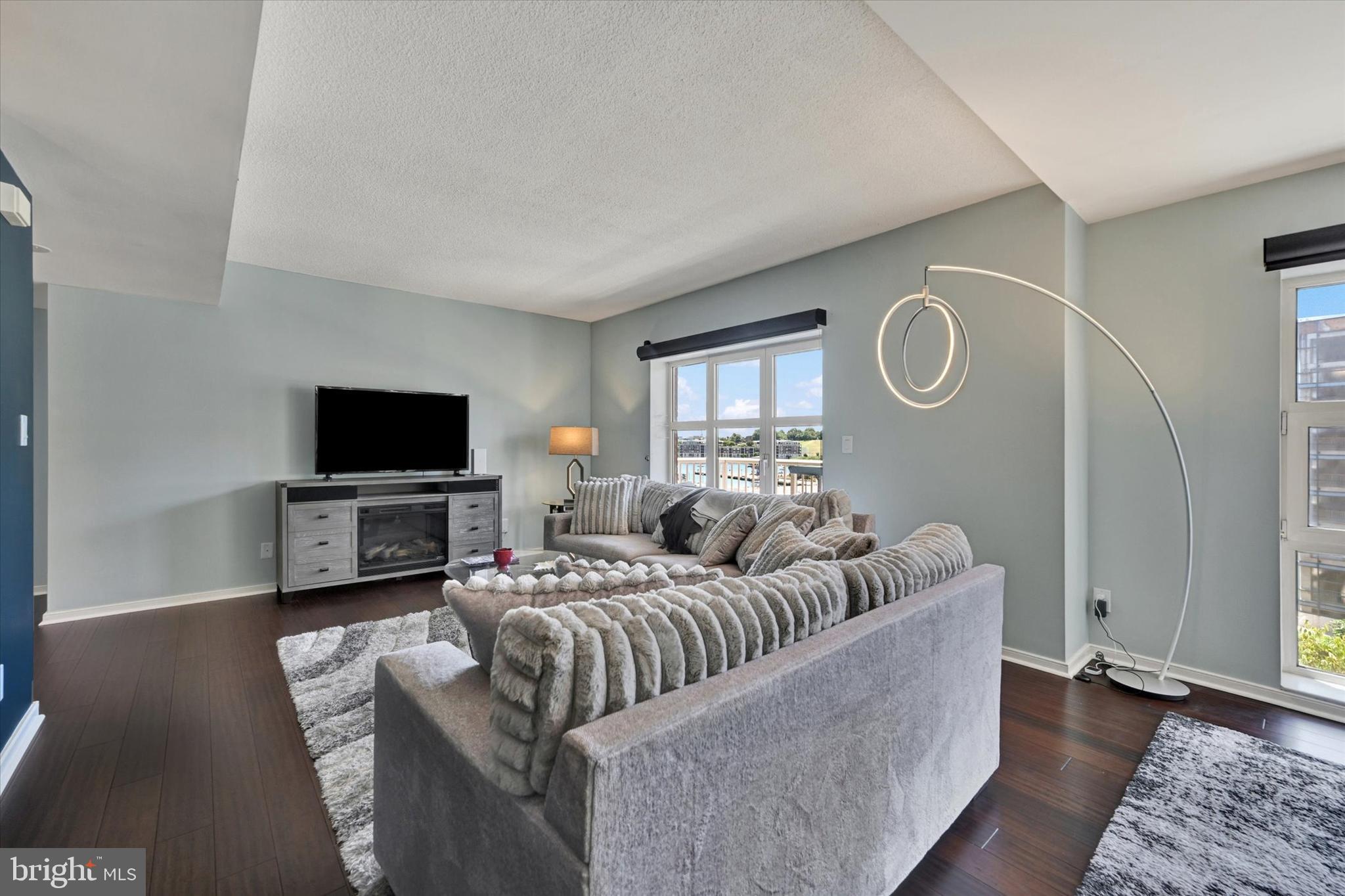 INNER HARBOR - Residential