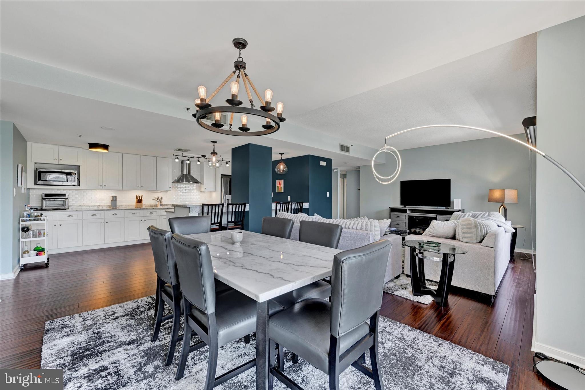 INNER HARBOR - Residential