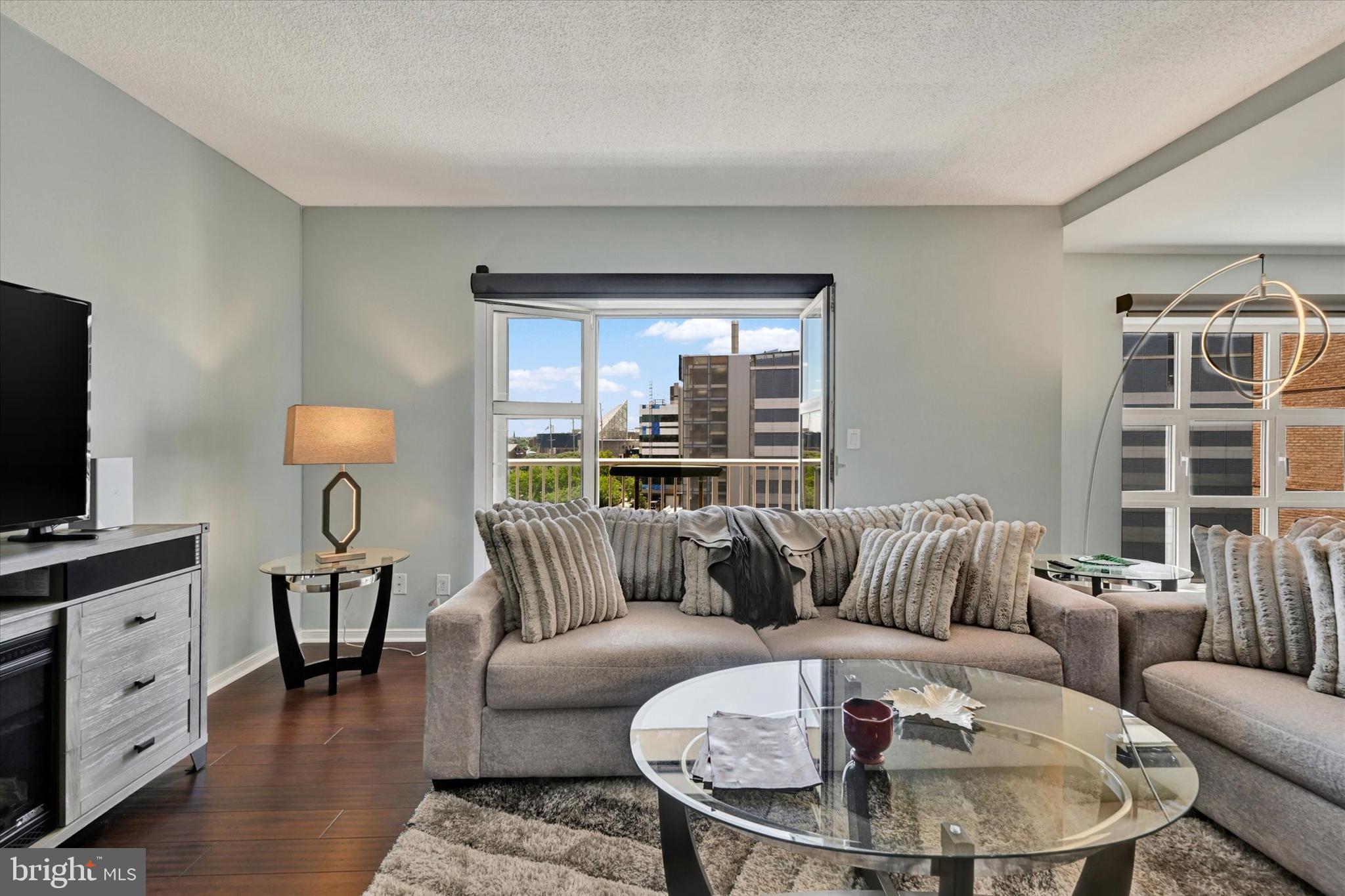 INNER HARBOR - Residential