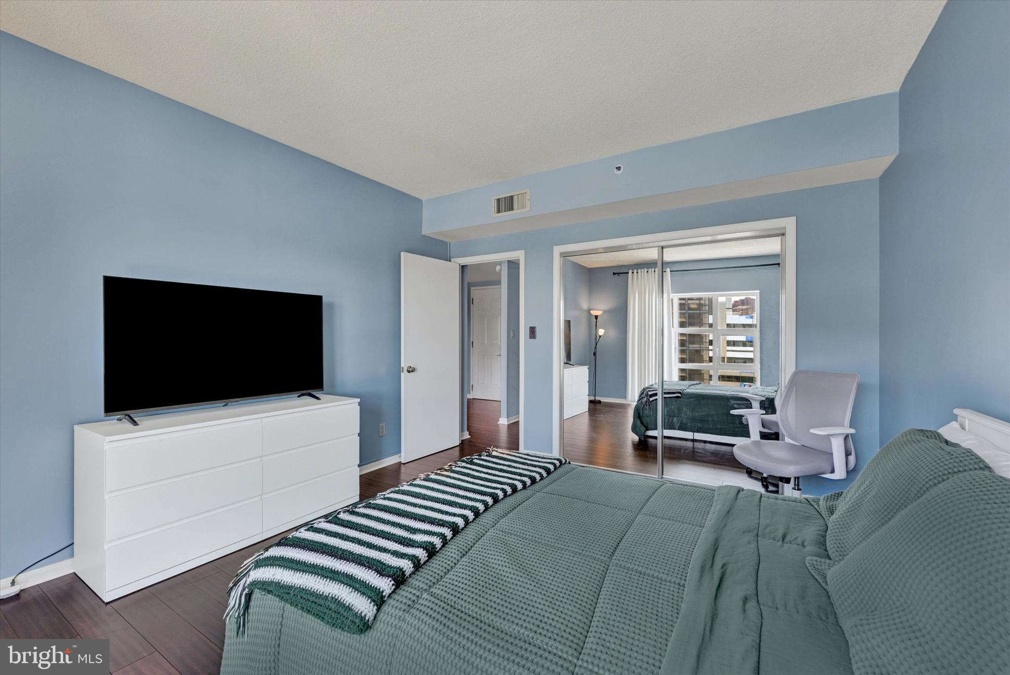 INNER HARBOR - Residential