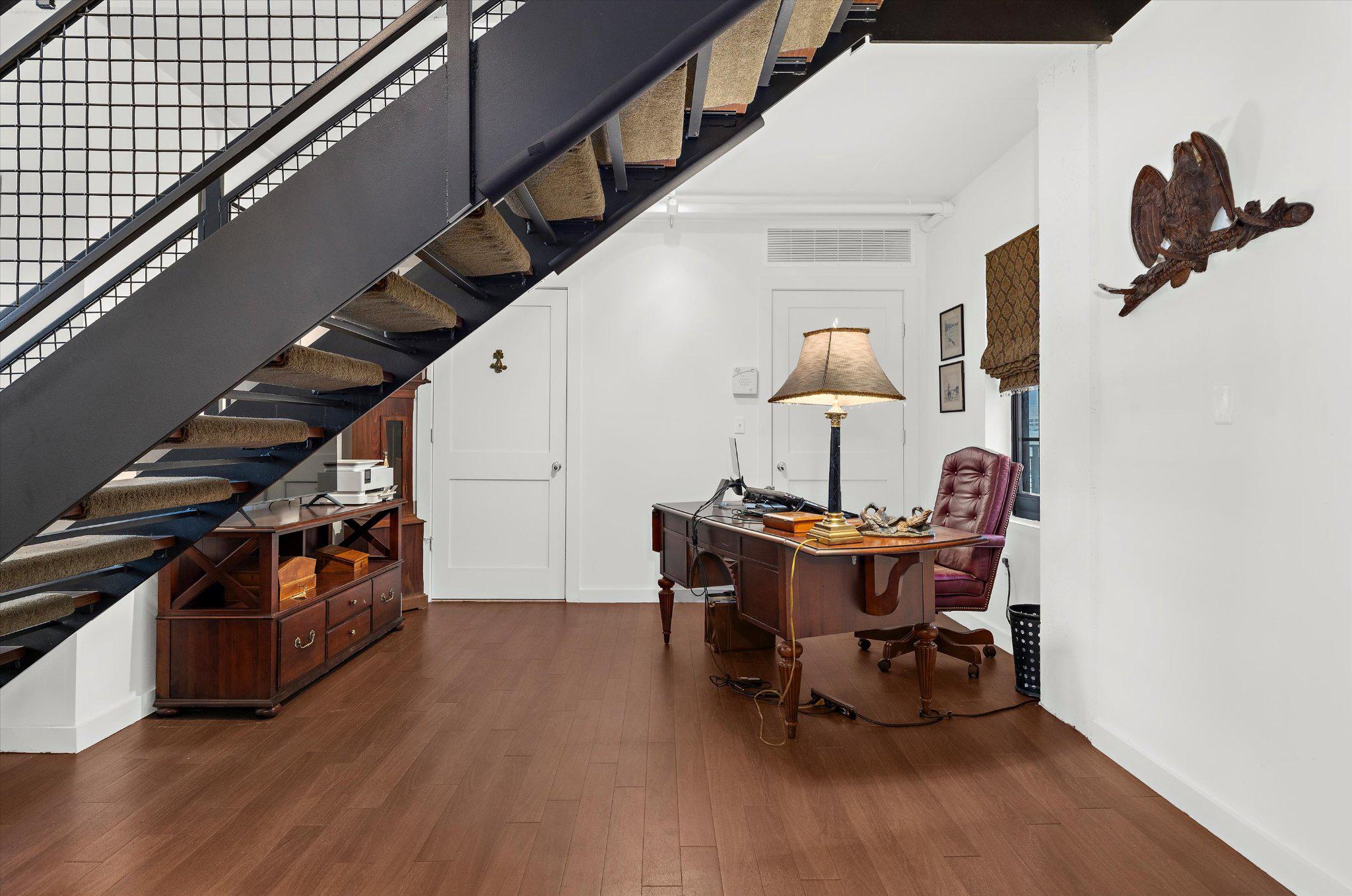 LITTLE ITALY - Residential
