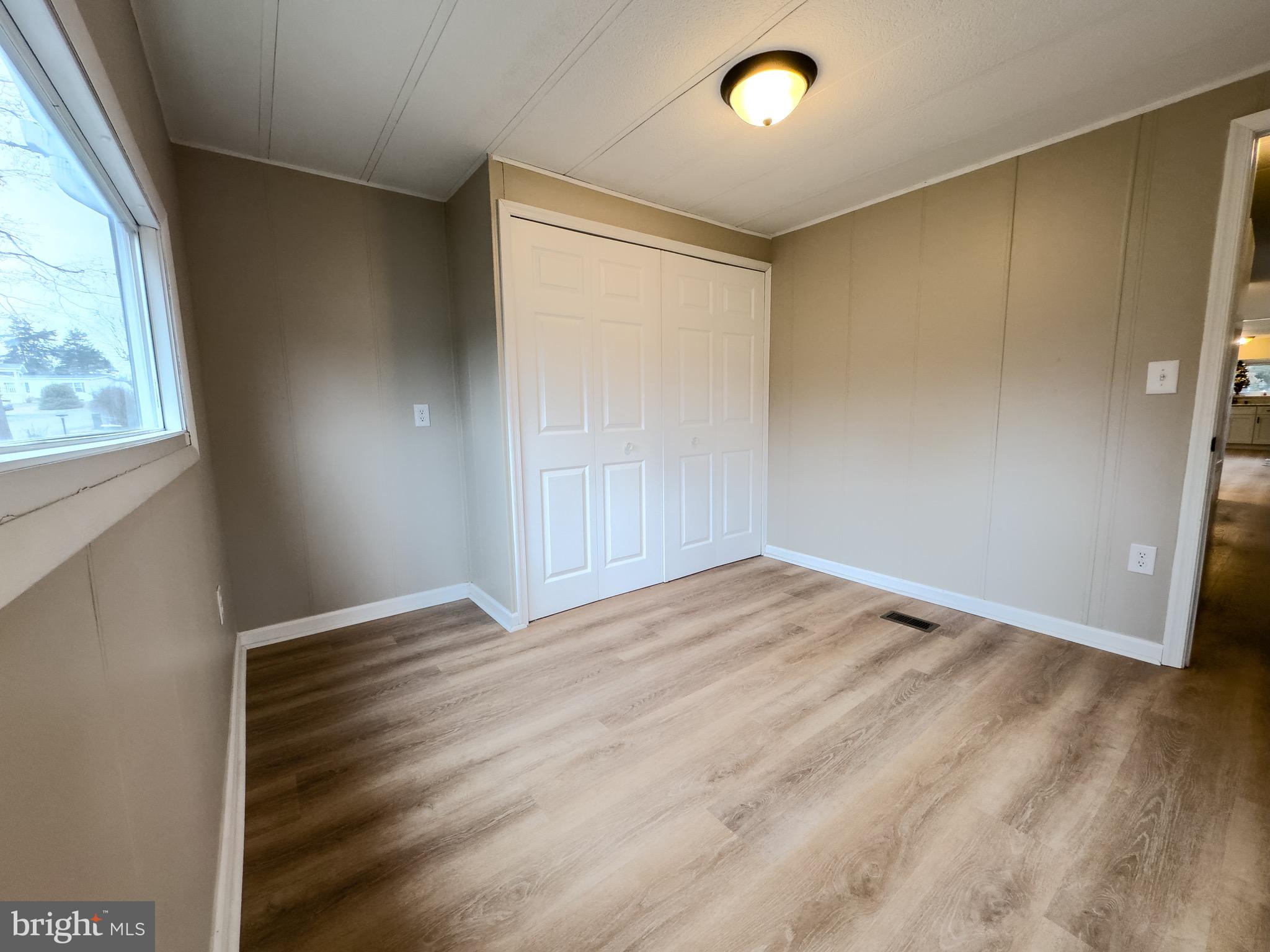 MELODYLAKESCNTRYCLUB - Residential
