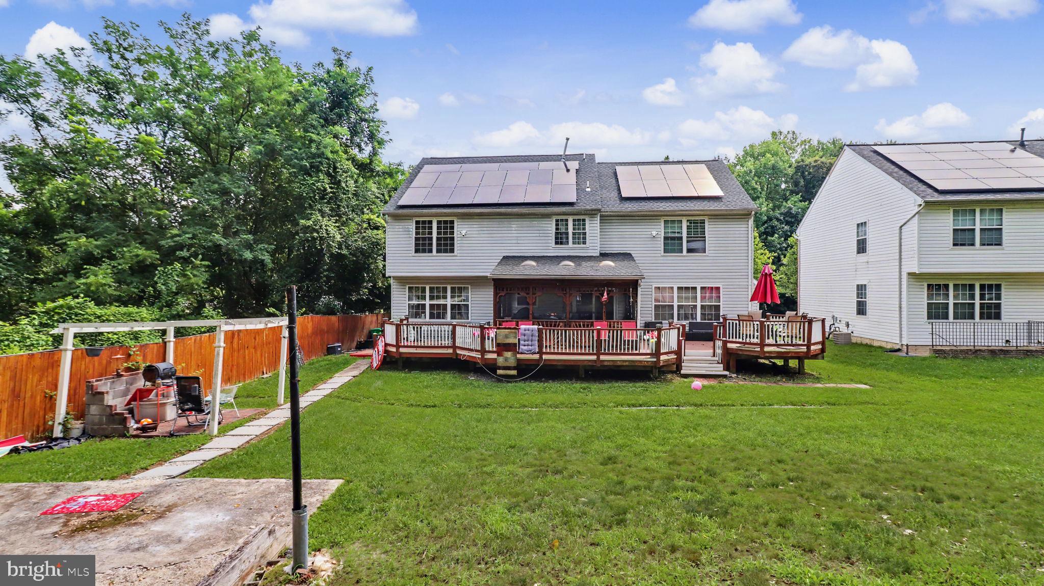 THOMPSON ESTATES - Residential