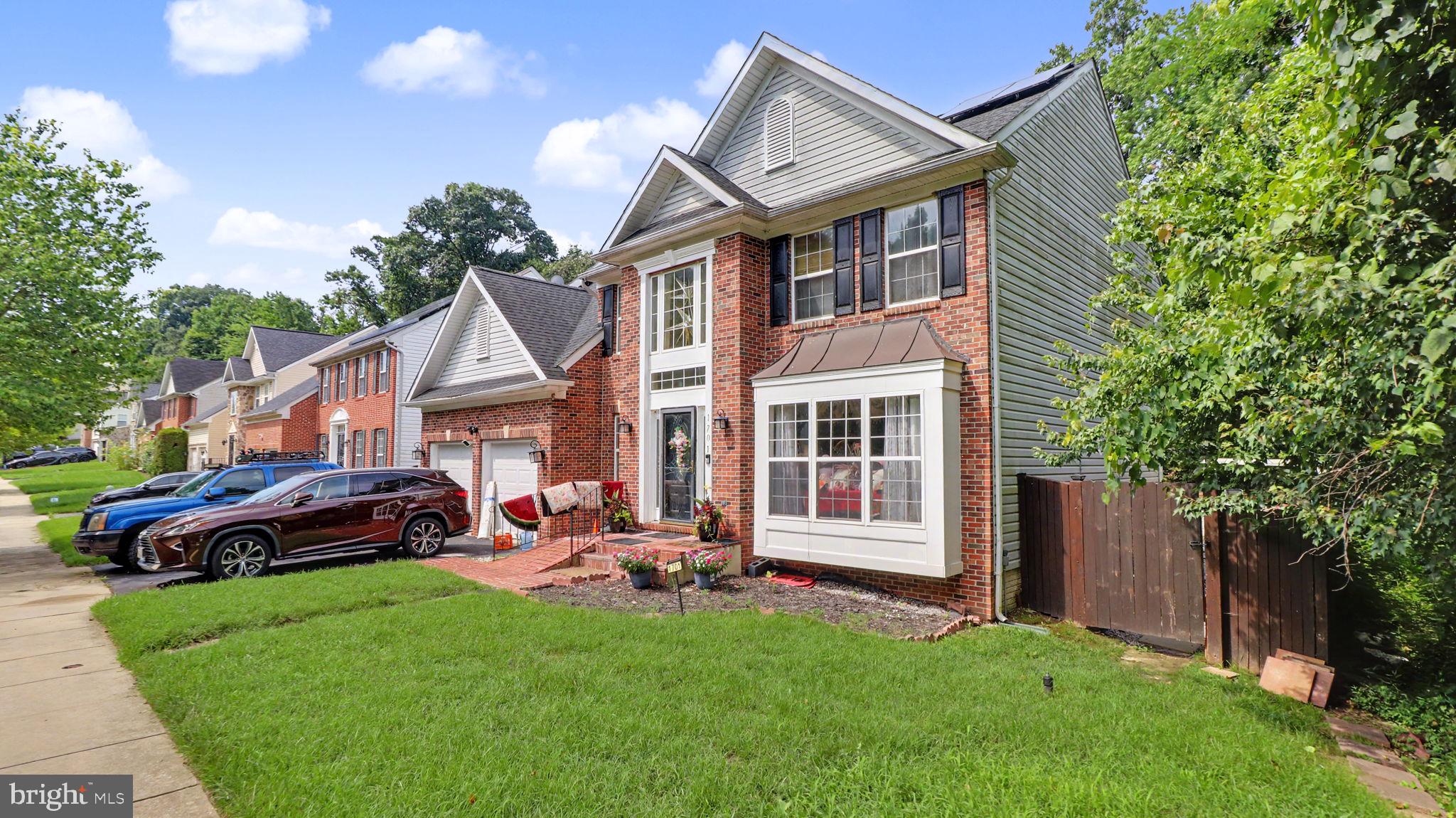 THOMPSON ESTATES - Residential