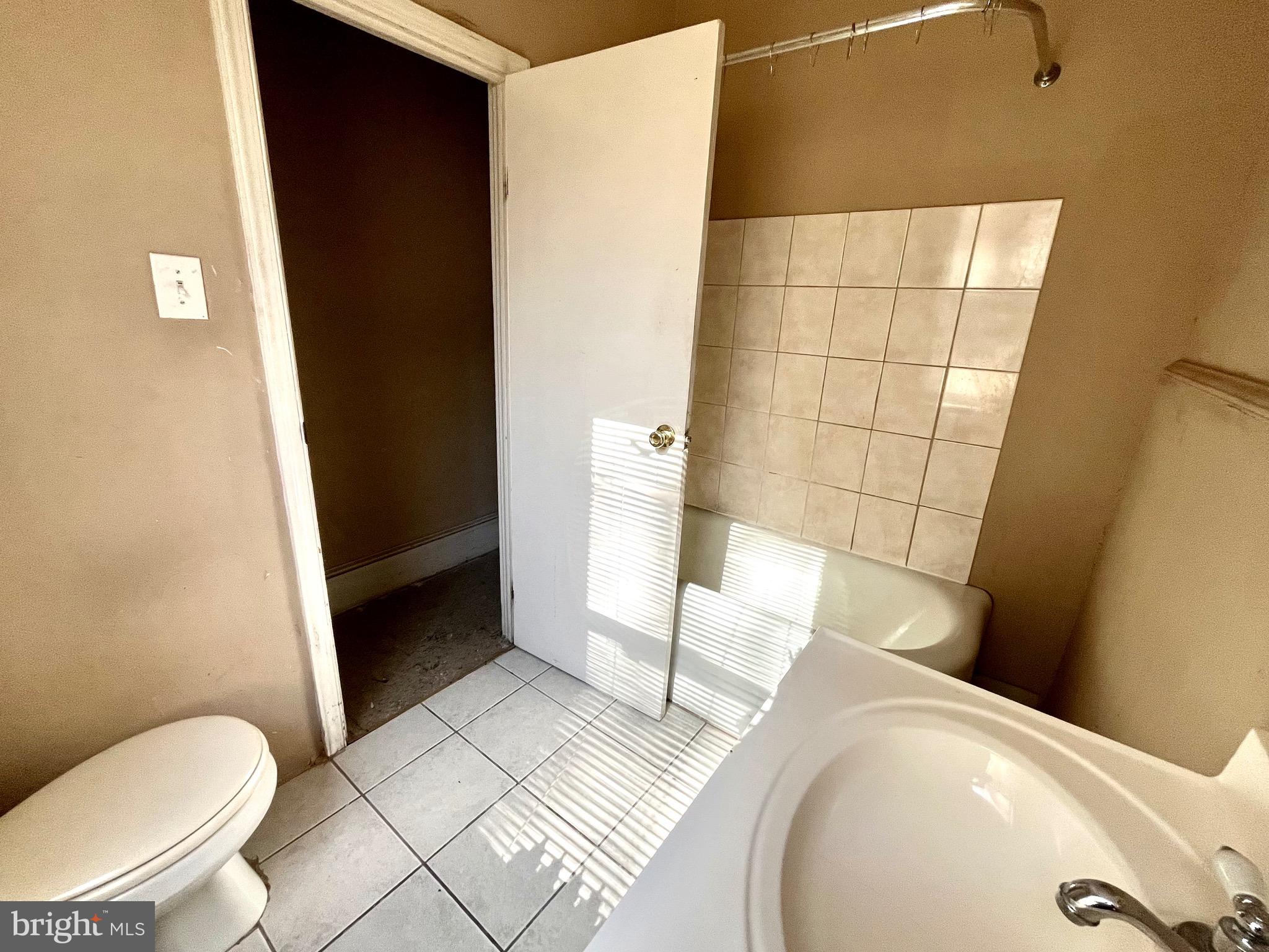 NICETOWN-TIOGA - Residential Income