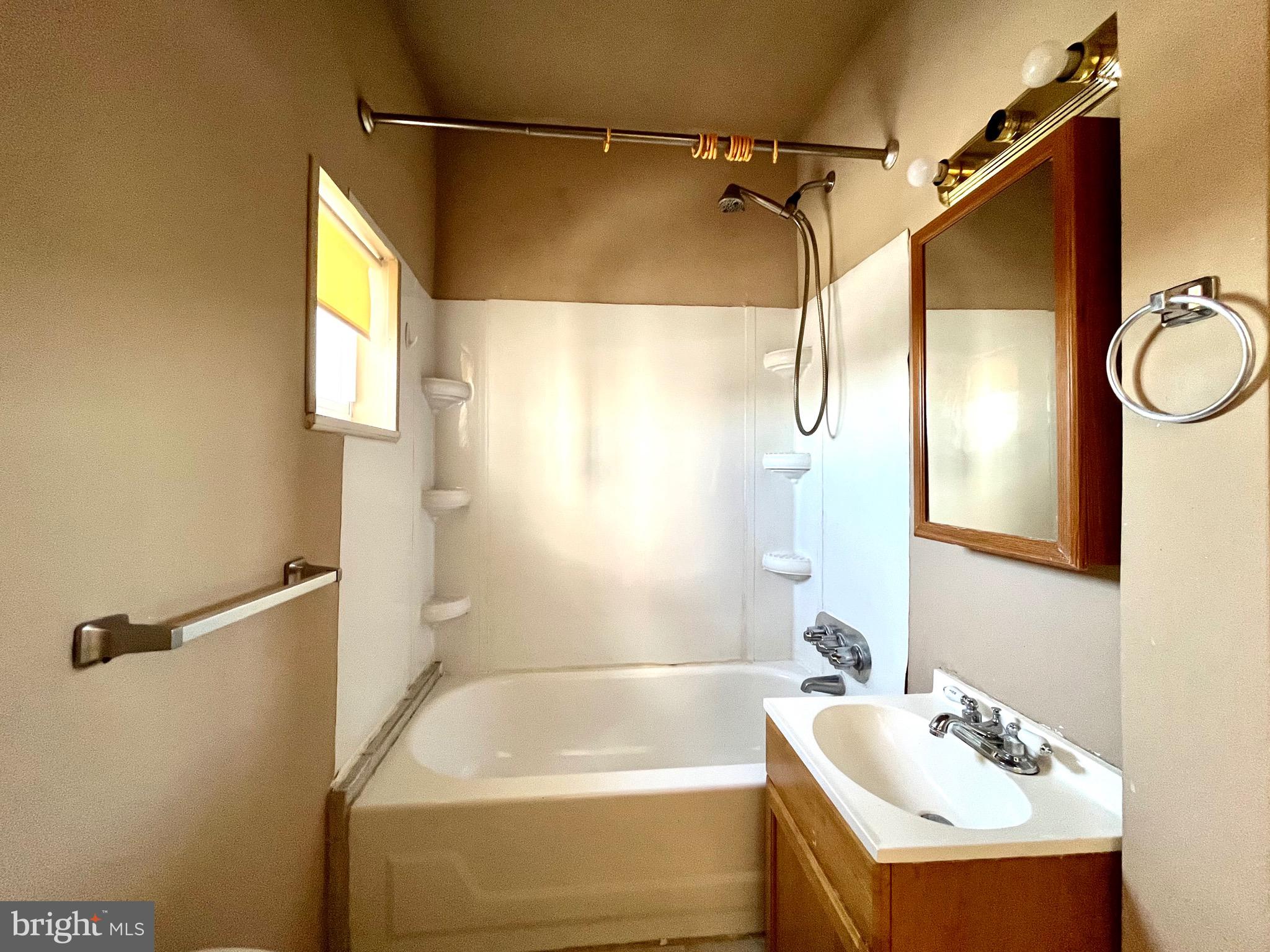 NICETOWN-TIOGA - Residential Income