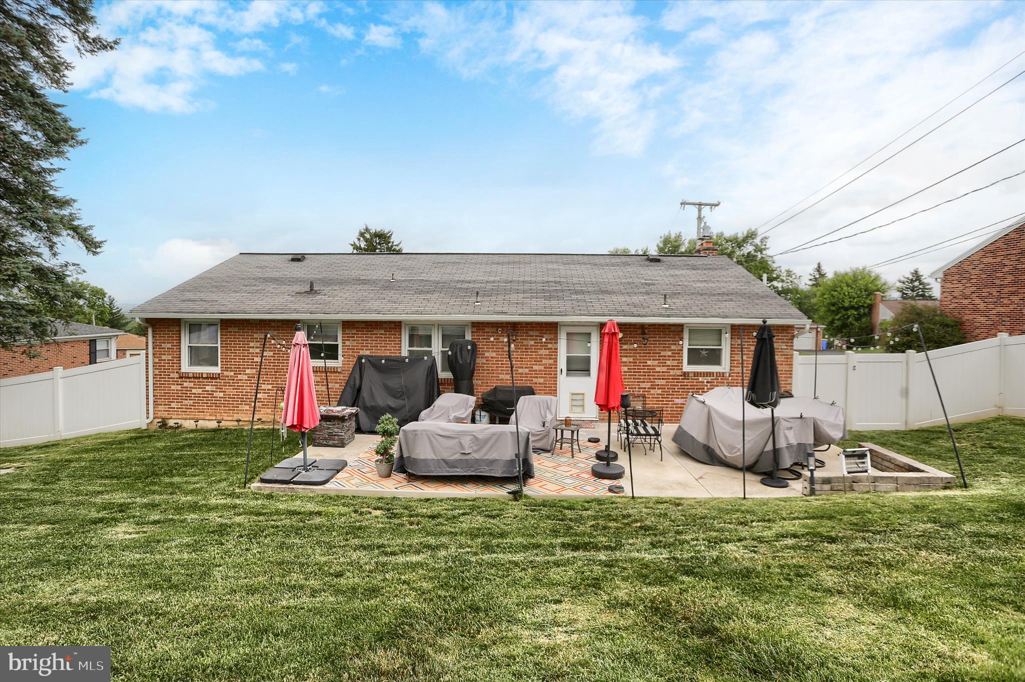 SPRINGETTSBURY TWP - Residential