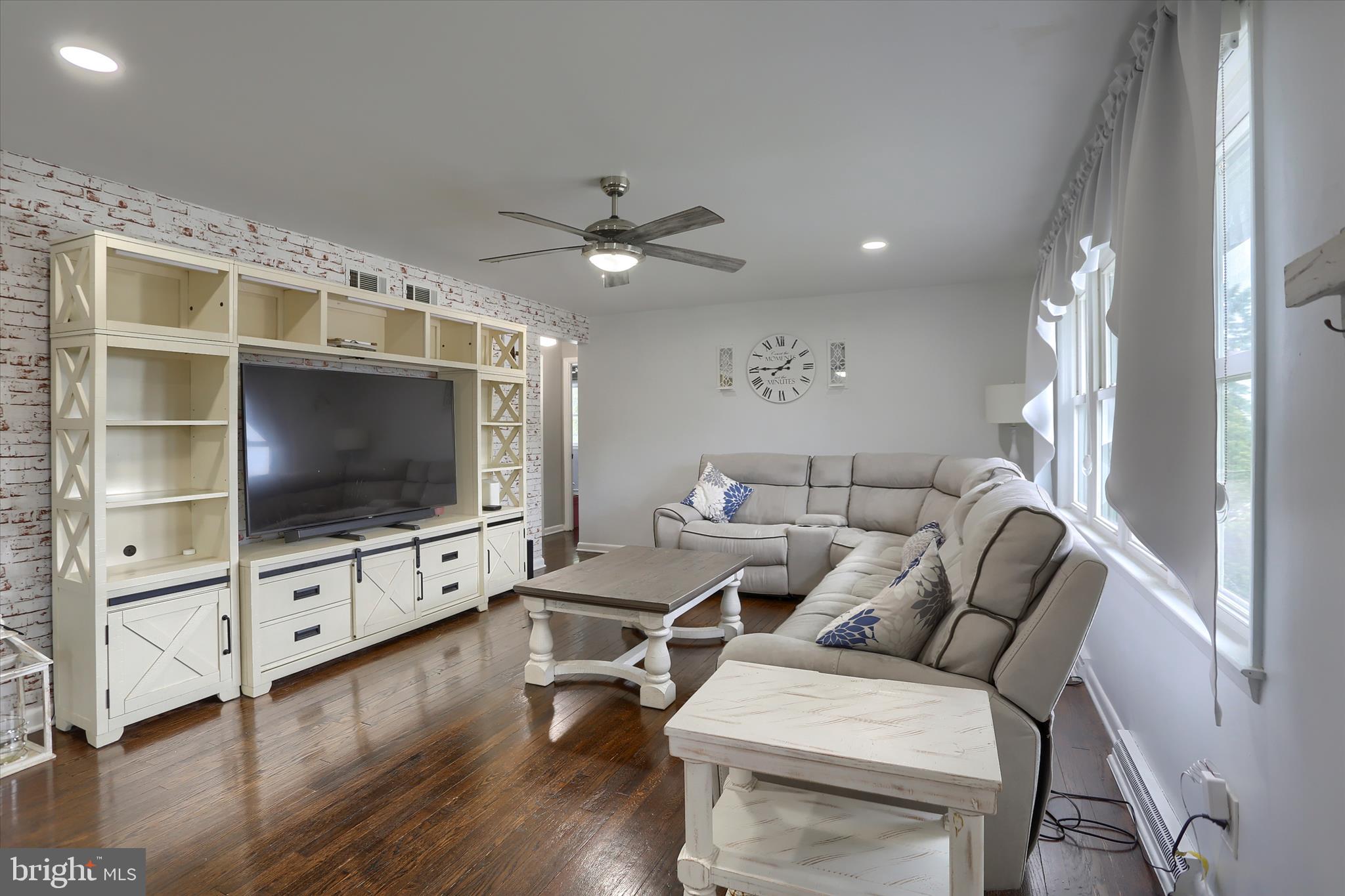 SPRINGETTSBURY TWP - Residential