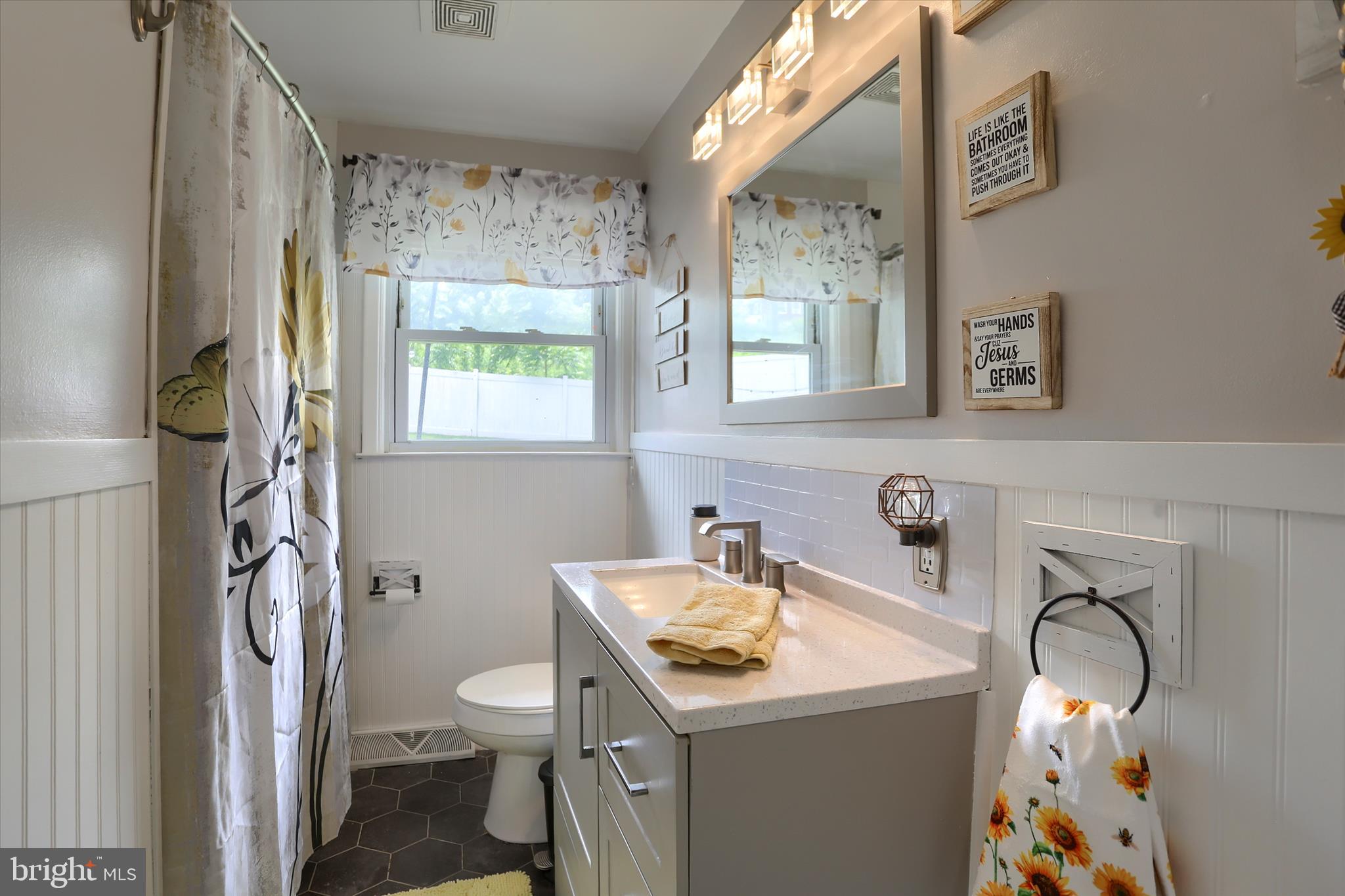 SPRINGETTSBURY TWP - Residential