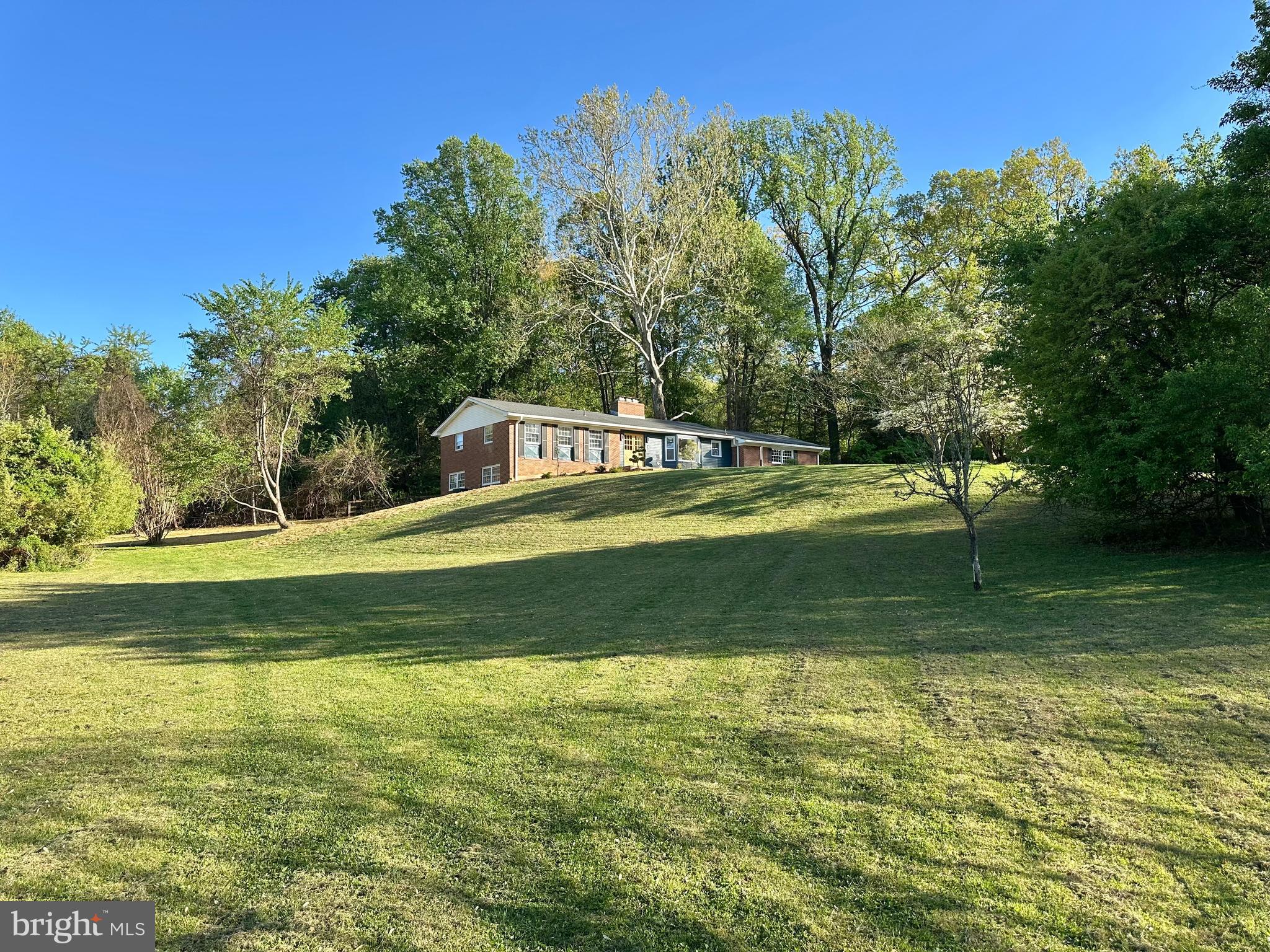 ASHTON POND - Residential