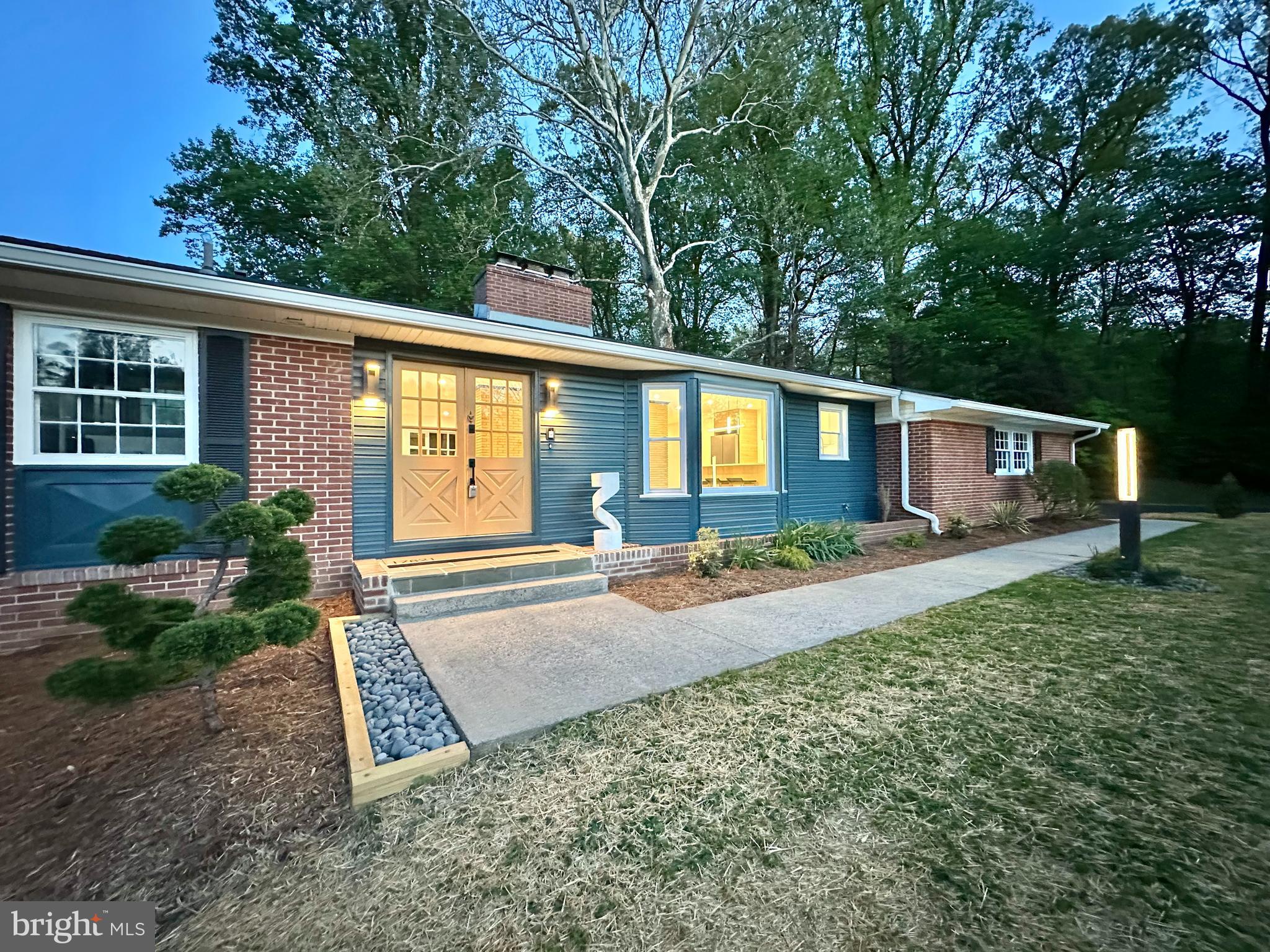 ASHTON POND - Residential