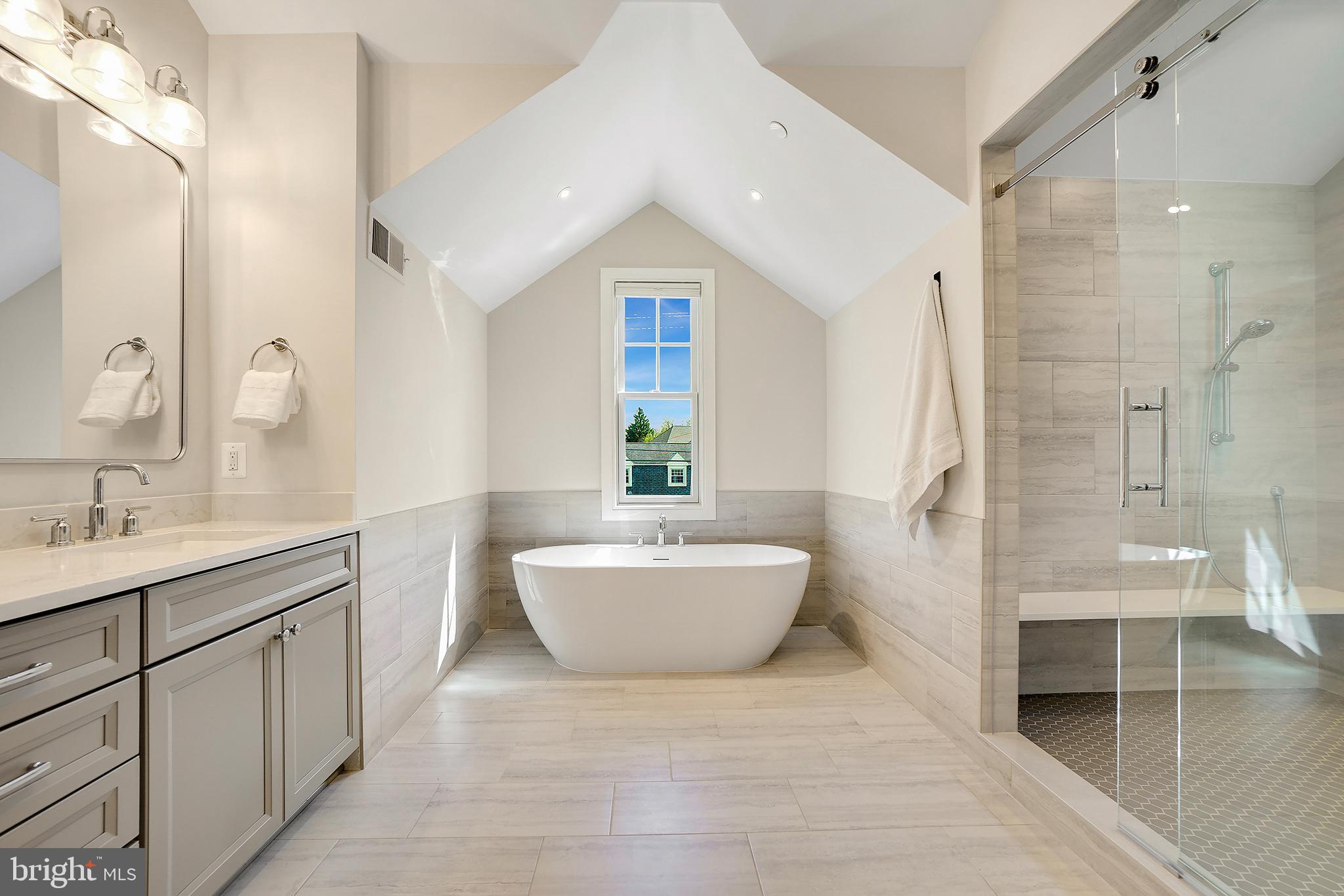 LONE OAK - Residential