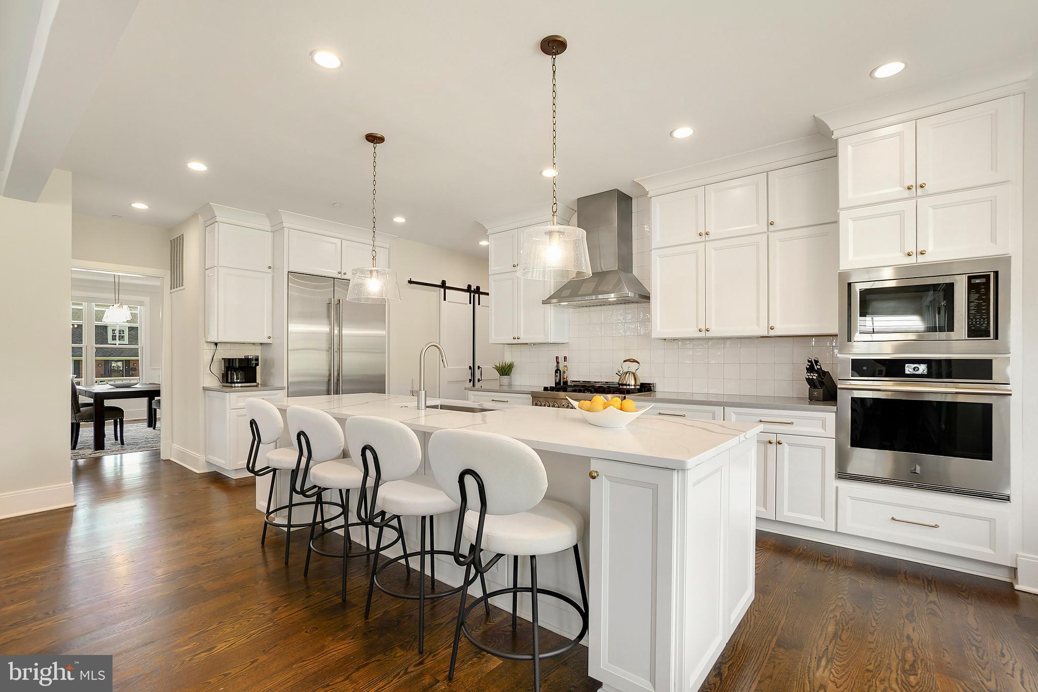LONE OAK - Residential