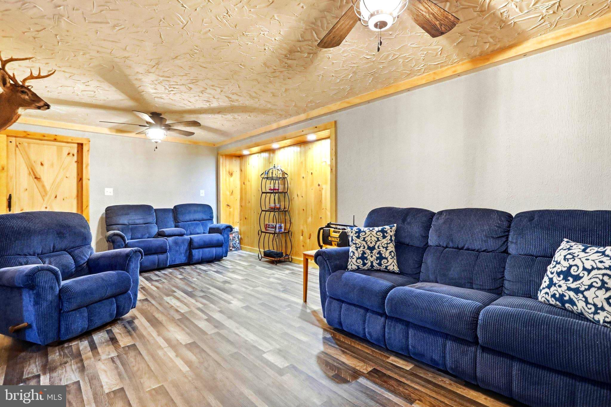 EVERMAY MANOR - Residential