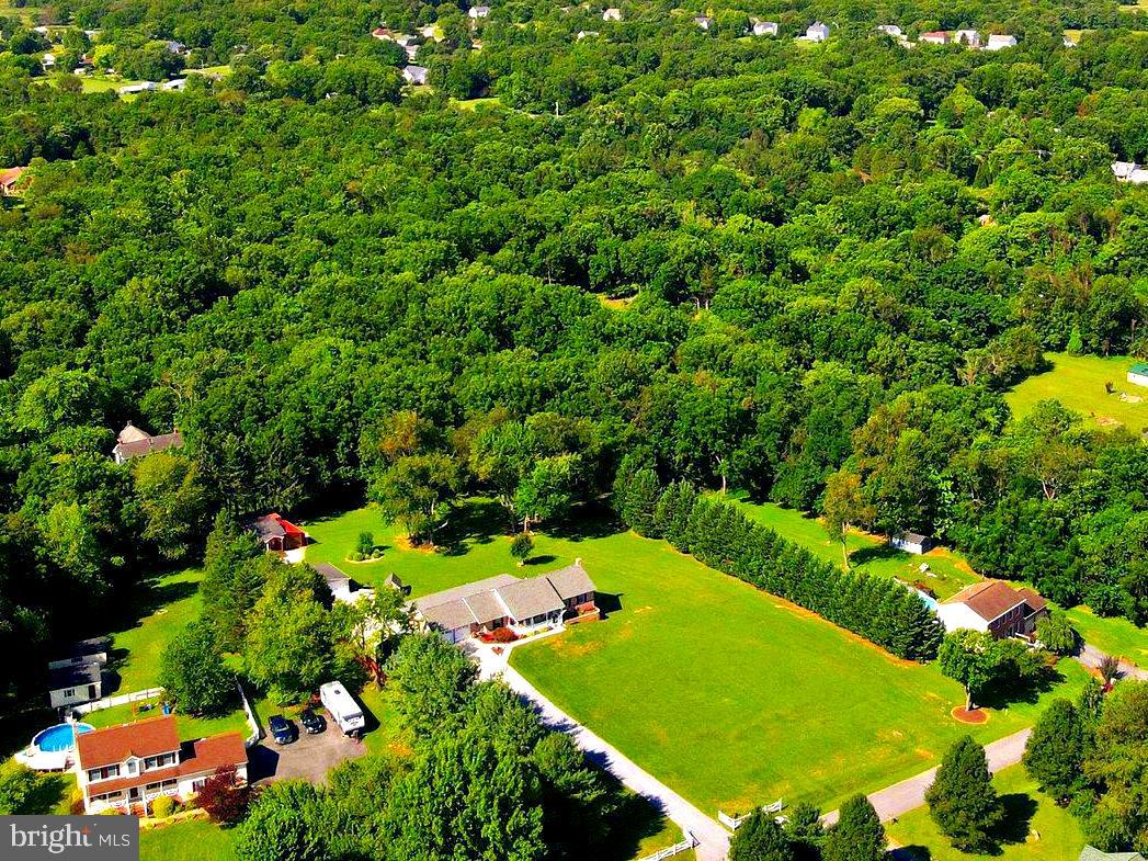 EVERMAY MANOR - Residential
