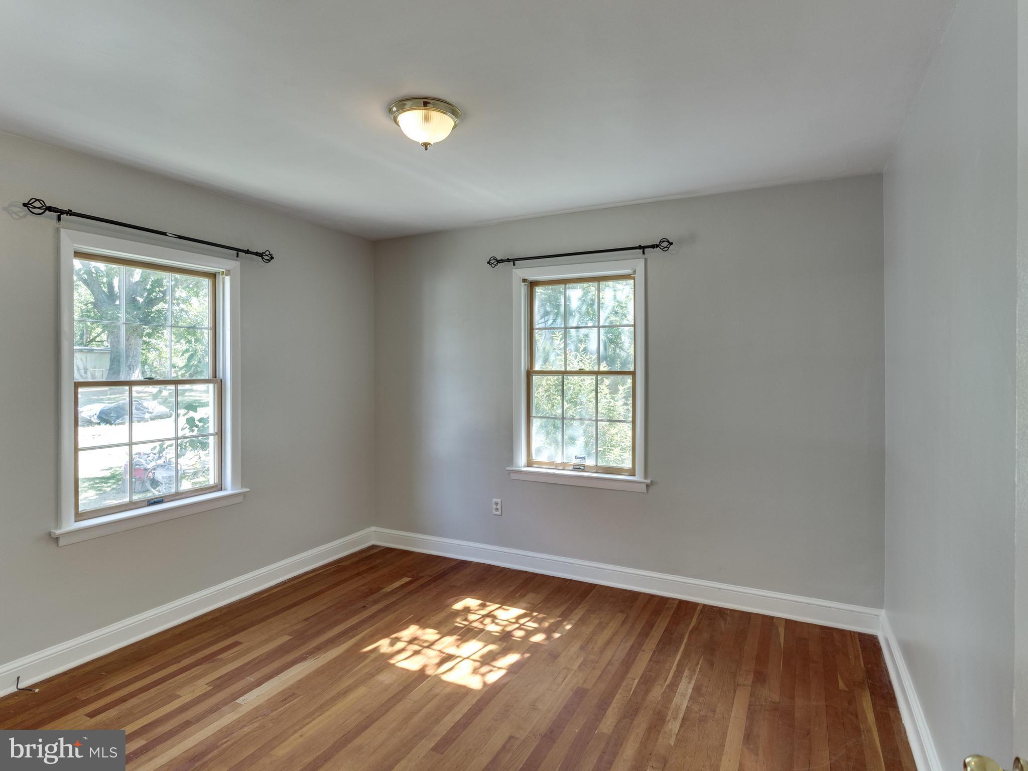 FAIRVIEW - Residential