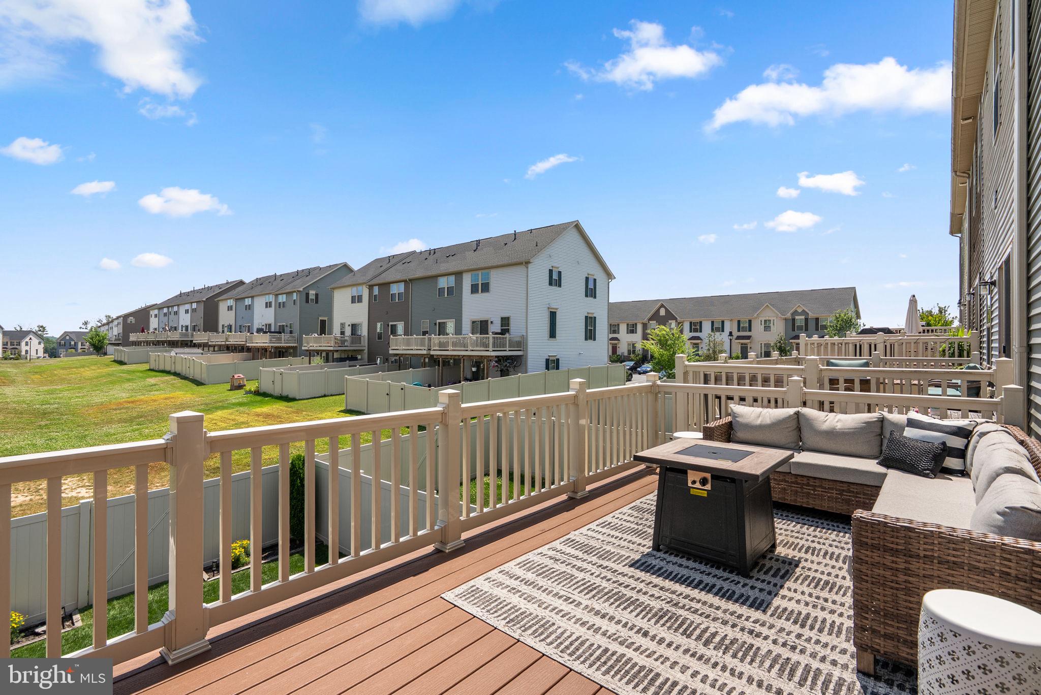 LAKE LINGANORE EAGLEHEAD - Residential