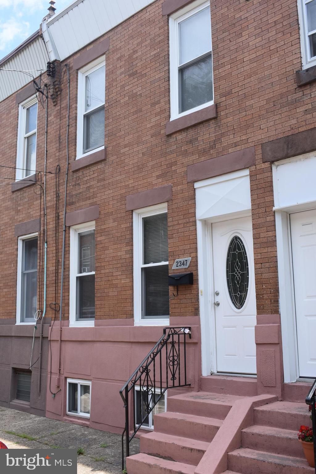 Fishtown, , Olde Richmond, Flat Iron, or Port Fishington? No matter what they call it, you will call it home. This 3 bed room 1.5 bath townhome was recently renovated. This home checks many of your boxes like central air, 3 large bedrooms, bamboo floors in main living area, main dining room, open floor plan, updated kitchen with dishwasher, half bath on main level, finished basement with laundry area, large full bath on 2nd level, traditional brick front...... I can go on and on . Stop reading and check this one out.