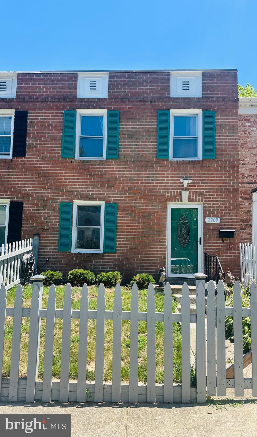 GEORGETOWN VILLAGE - Residential