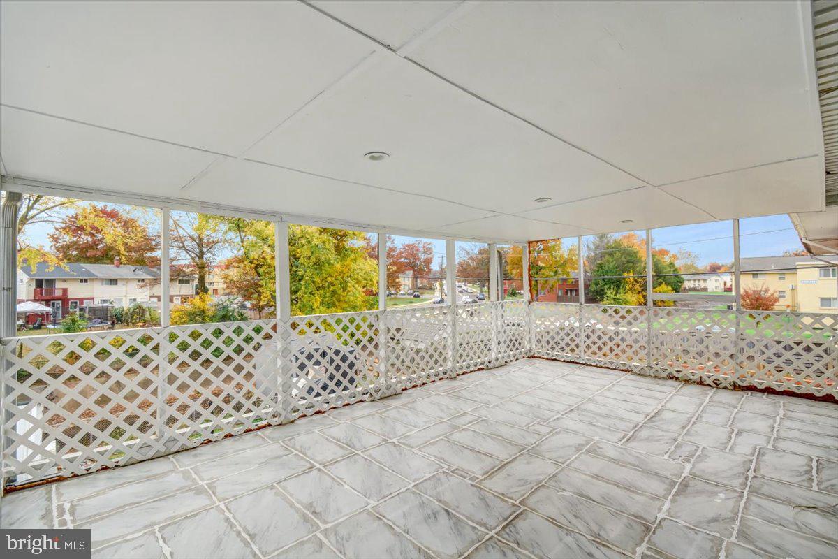 KENT VILLAGE - Residential