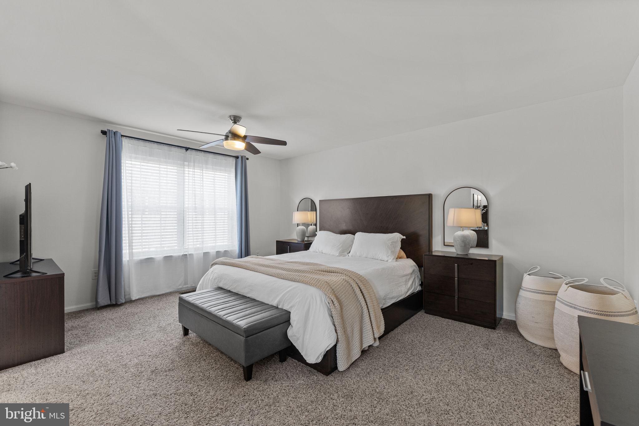 PRESTON COURT - Residential