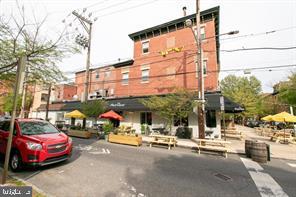 FAIRMOUNT - Residential Income
