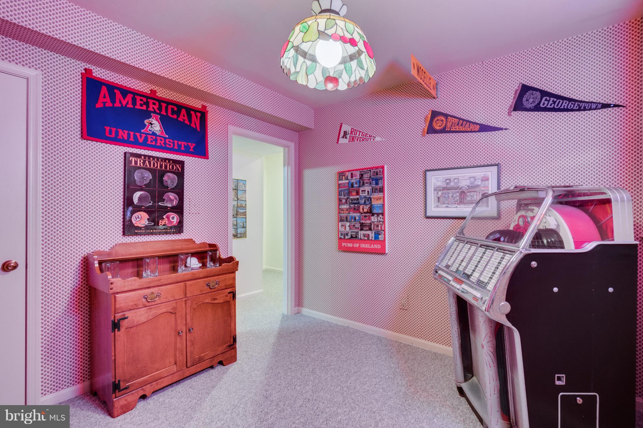 TIMBERLAWN - Residential