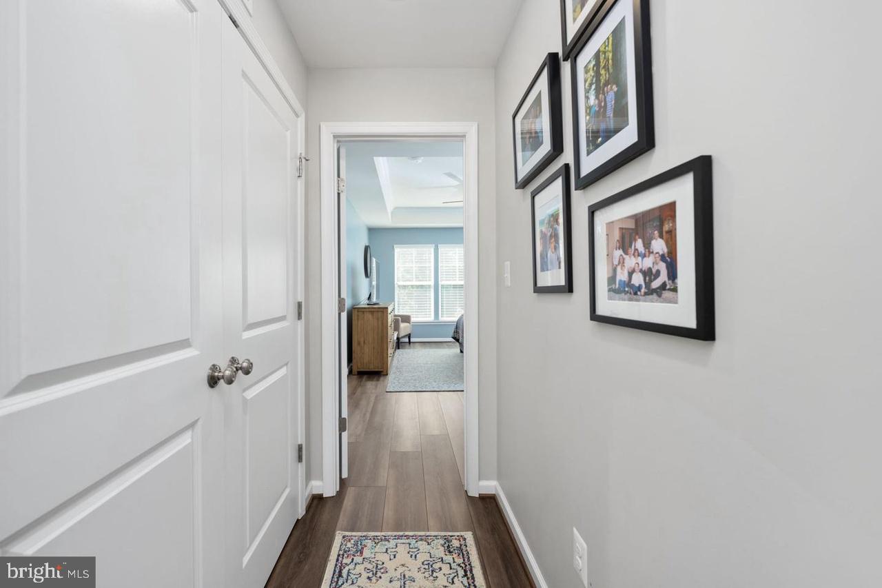 PEMBROOKE - Residential Lease