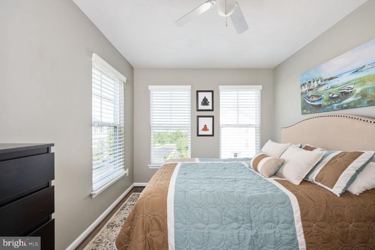 PEMBROOKE - Residential Lease