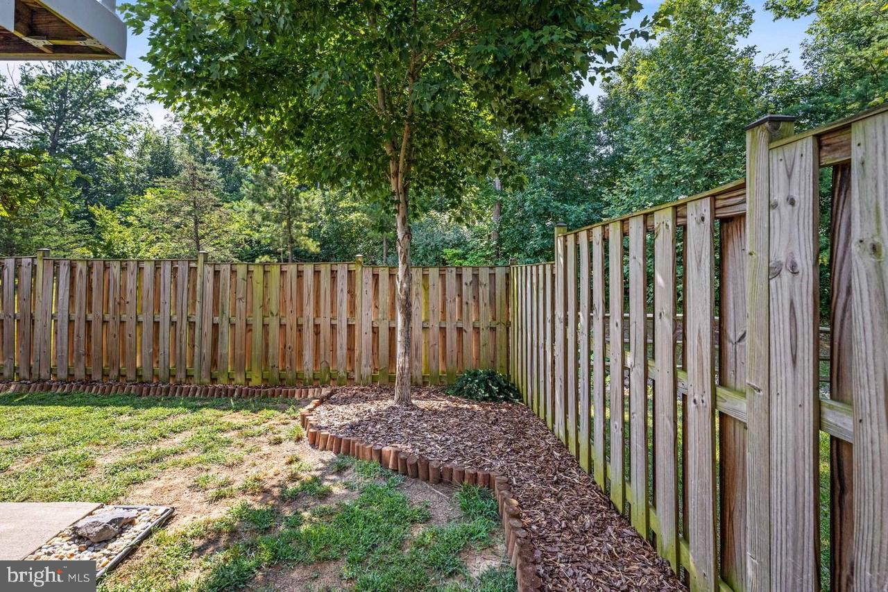 PEMBROOKE - Residential Lease