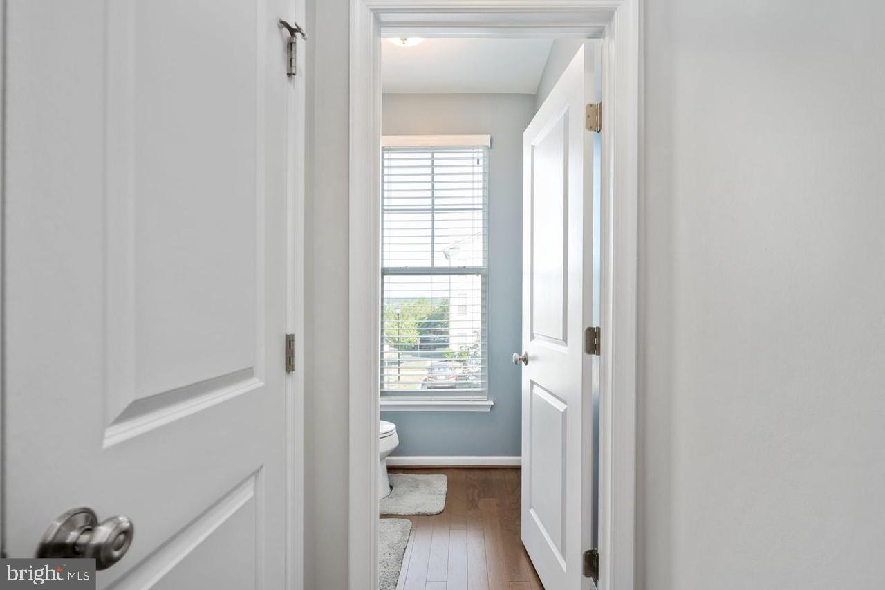 PEMBROOKE - Residential Lease