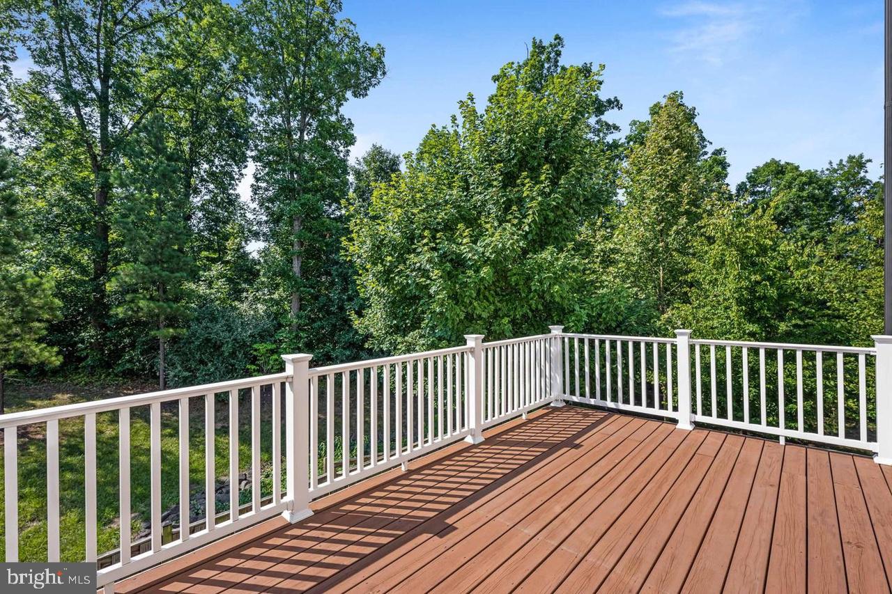 PEMBROOKE - Residential Lease
