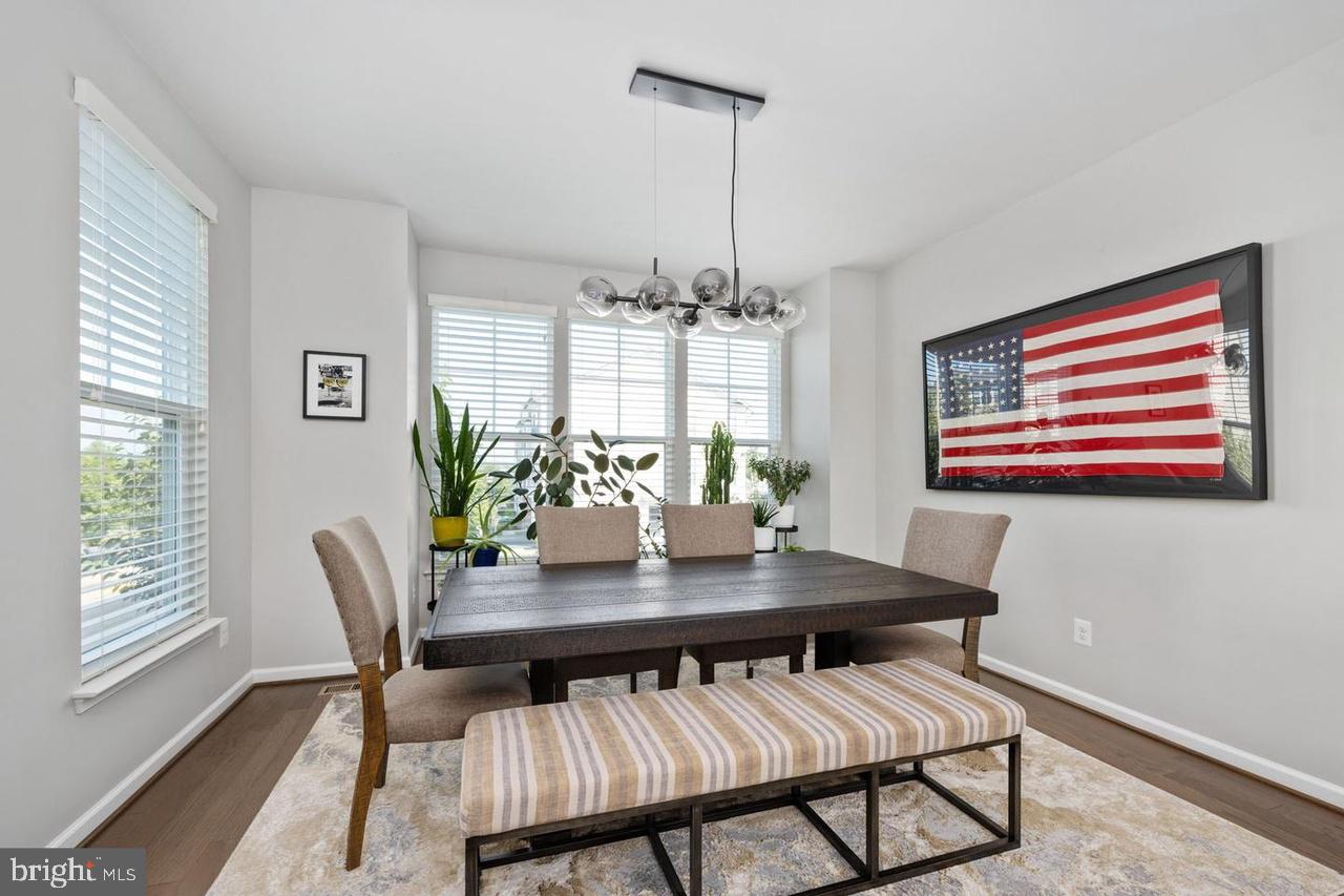 PEMBROOKE - Residential Lease