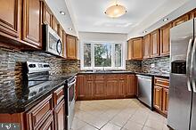 HAMLET - Residential Lease