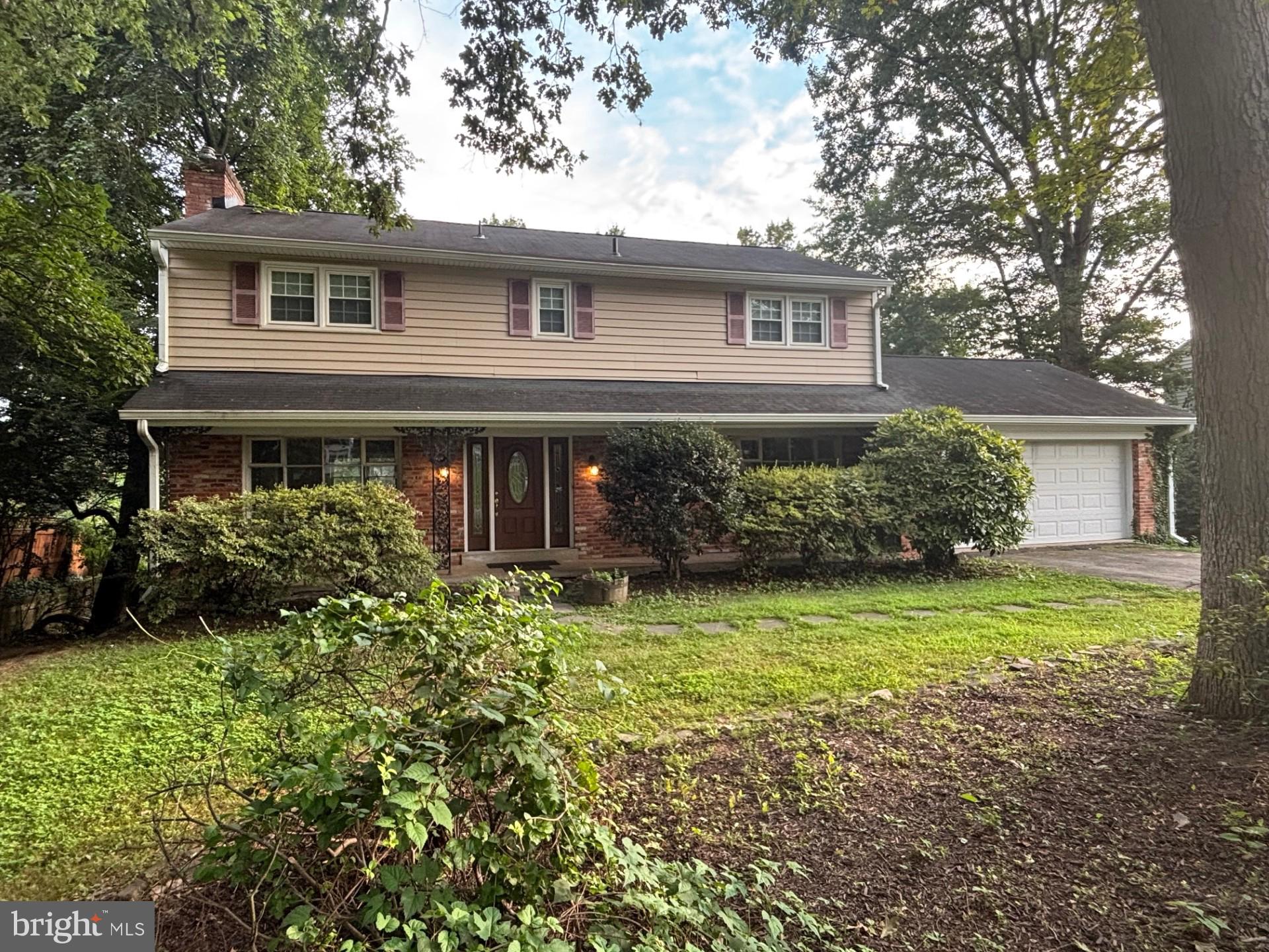 HAMLET - Residential Lease