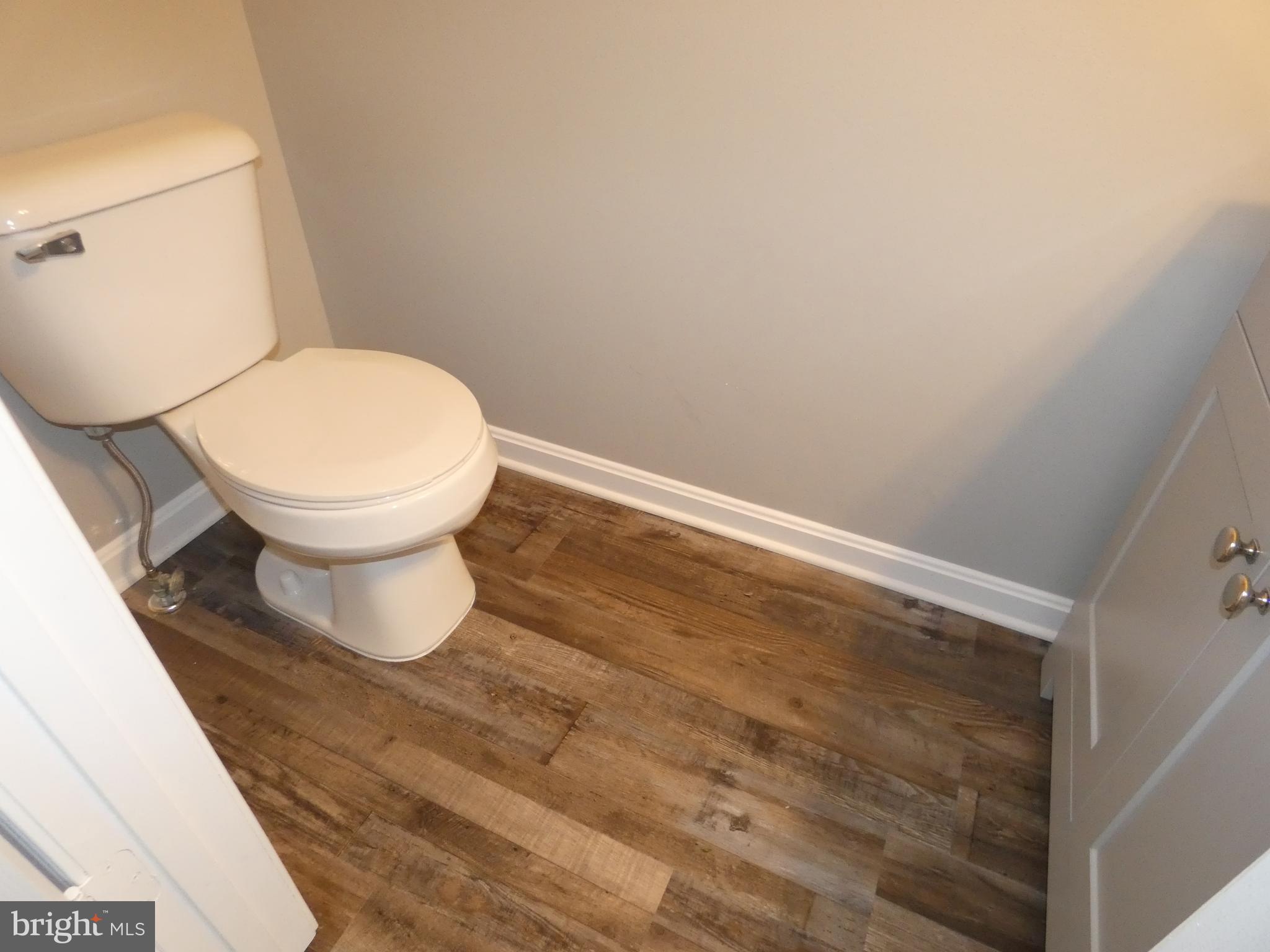 SOUTH OAKS - Residential Lease