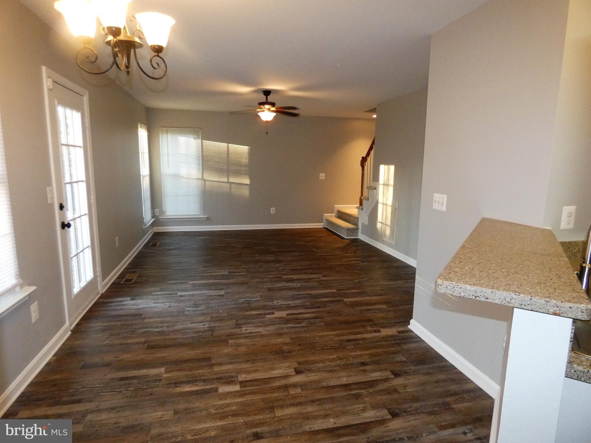 SOUTH OAKS - Residential Lease