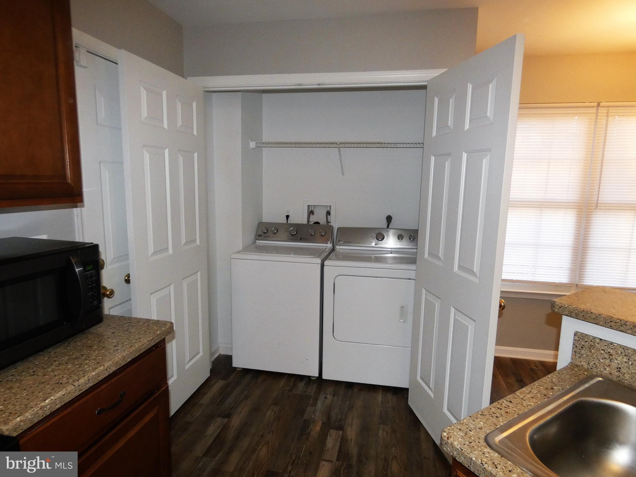 SOUTH OAKS - Residential Lease