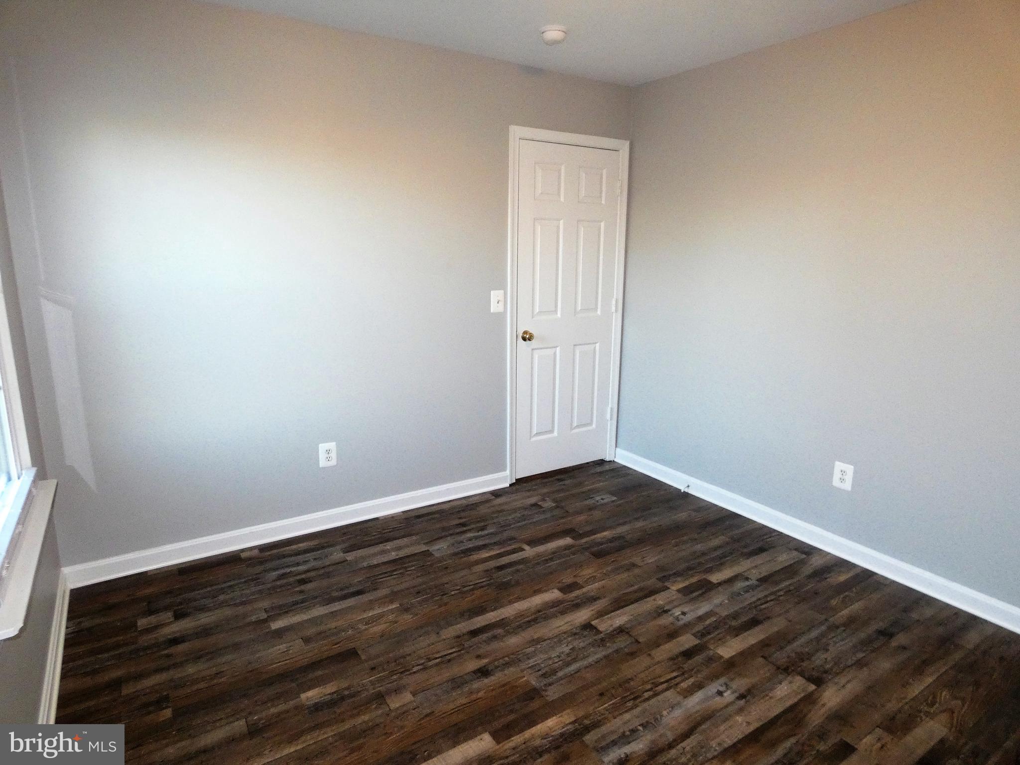 SOUTH OAKS - Residential Lease