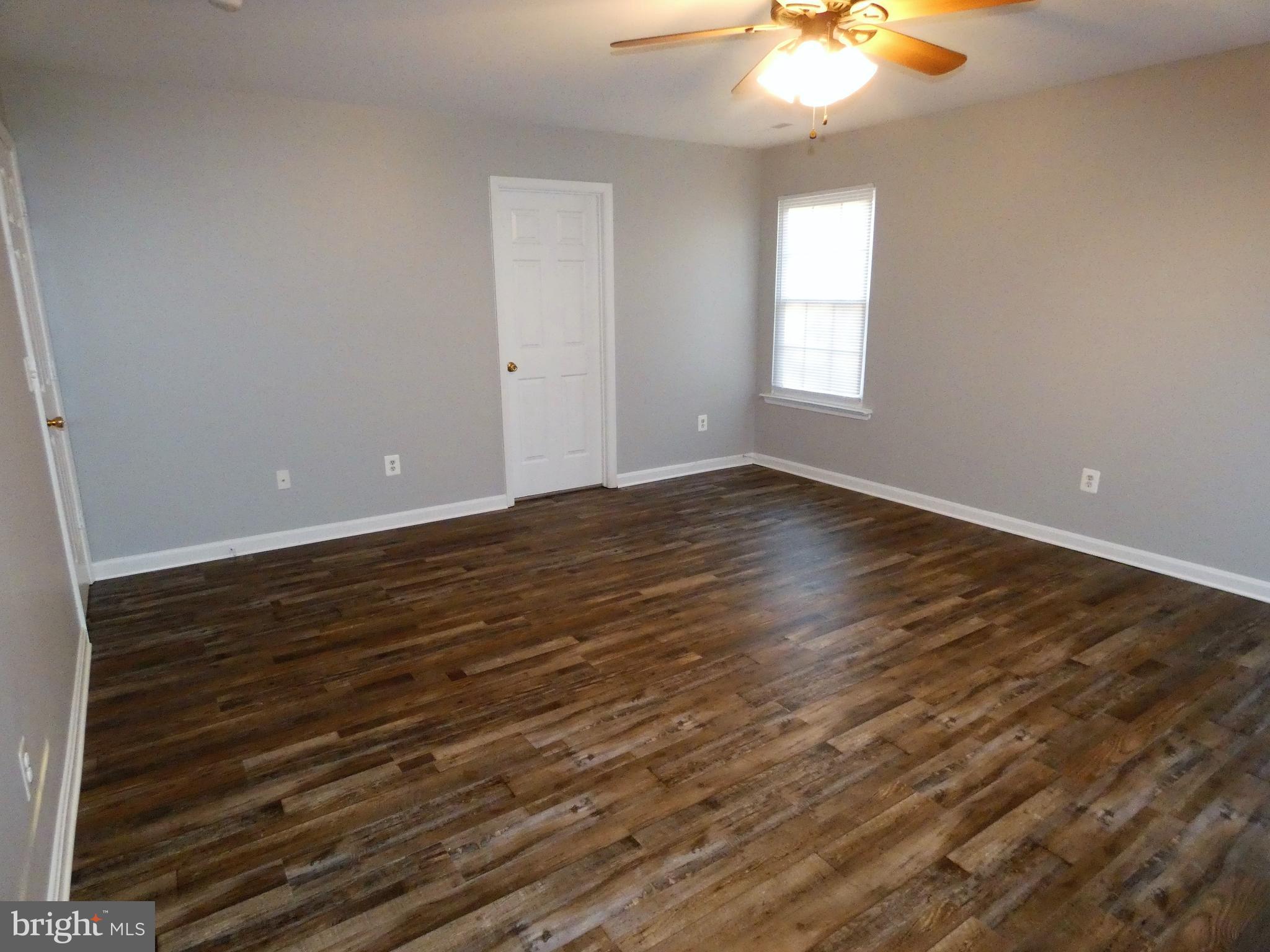 SOUTH OAKS - Residential Lease