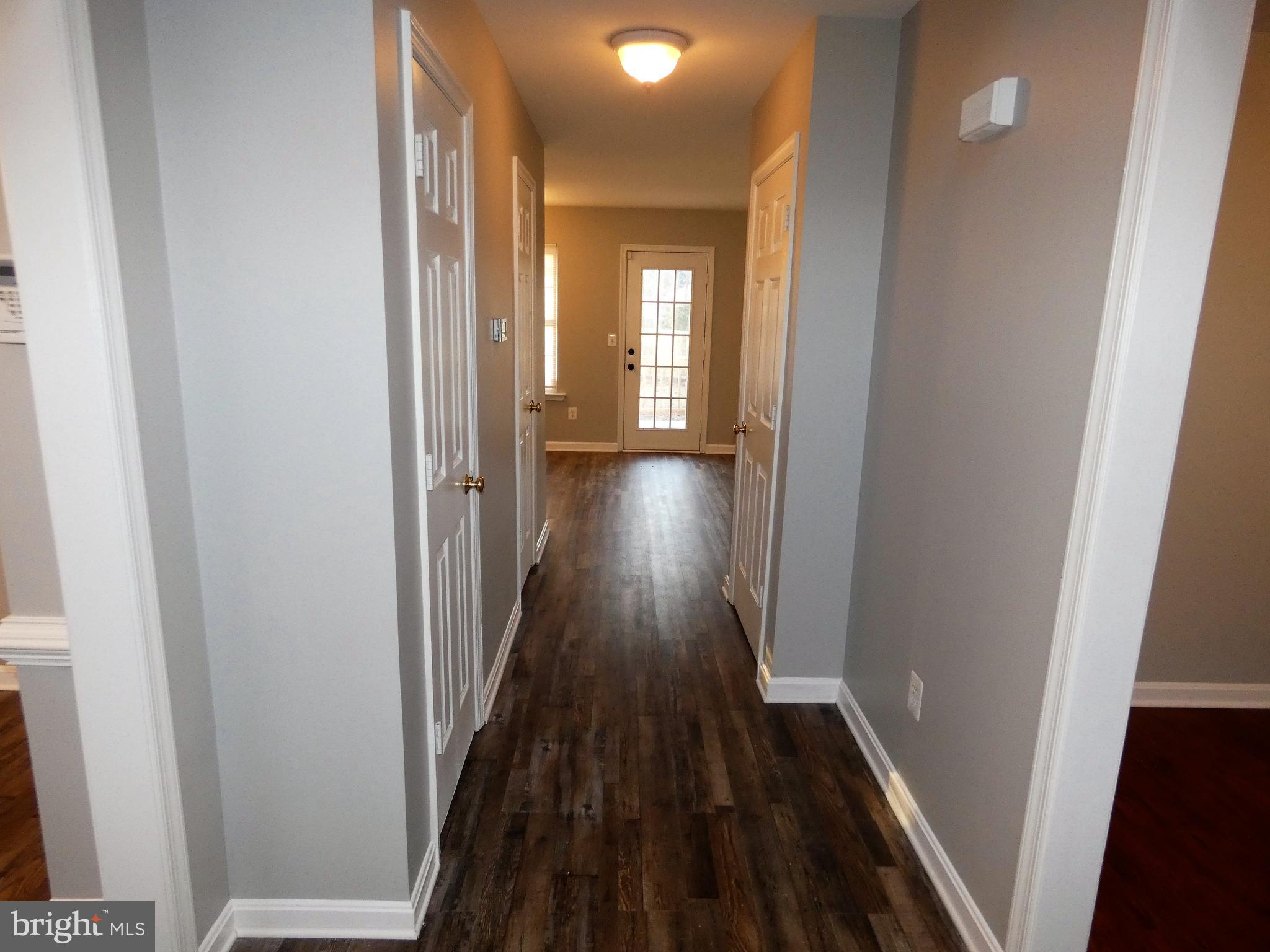 SOUTH OAKS - Residential Lease