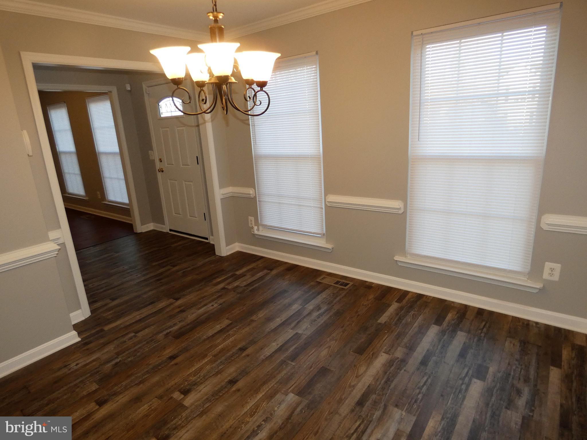 SOUTH OAKS - Residential Lease