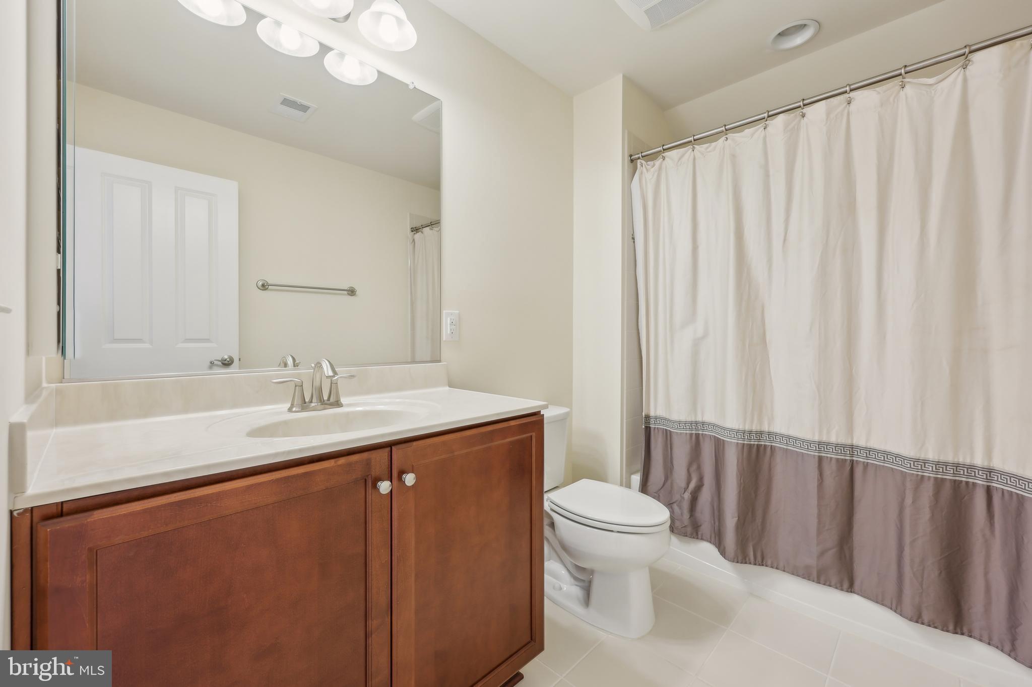 AVERY PARK - Residential