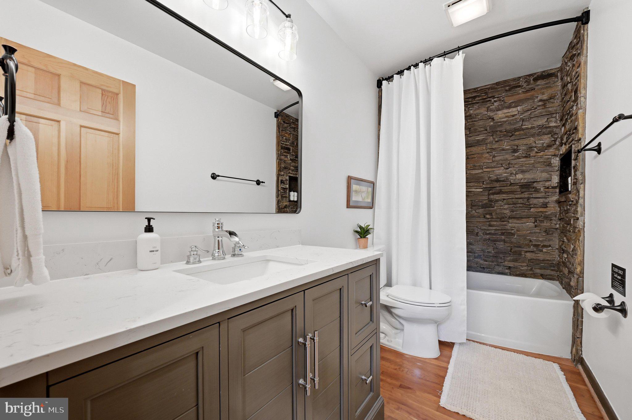 GLEN HAVEN - Residential