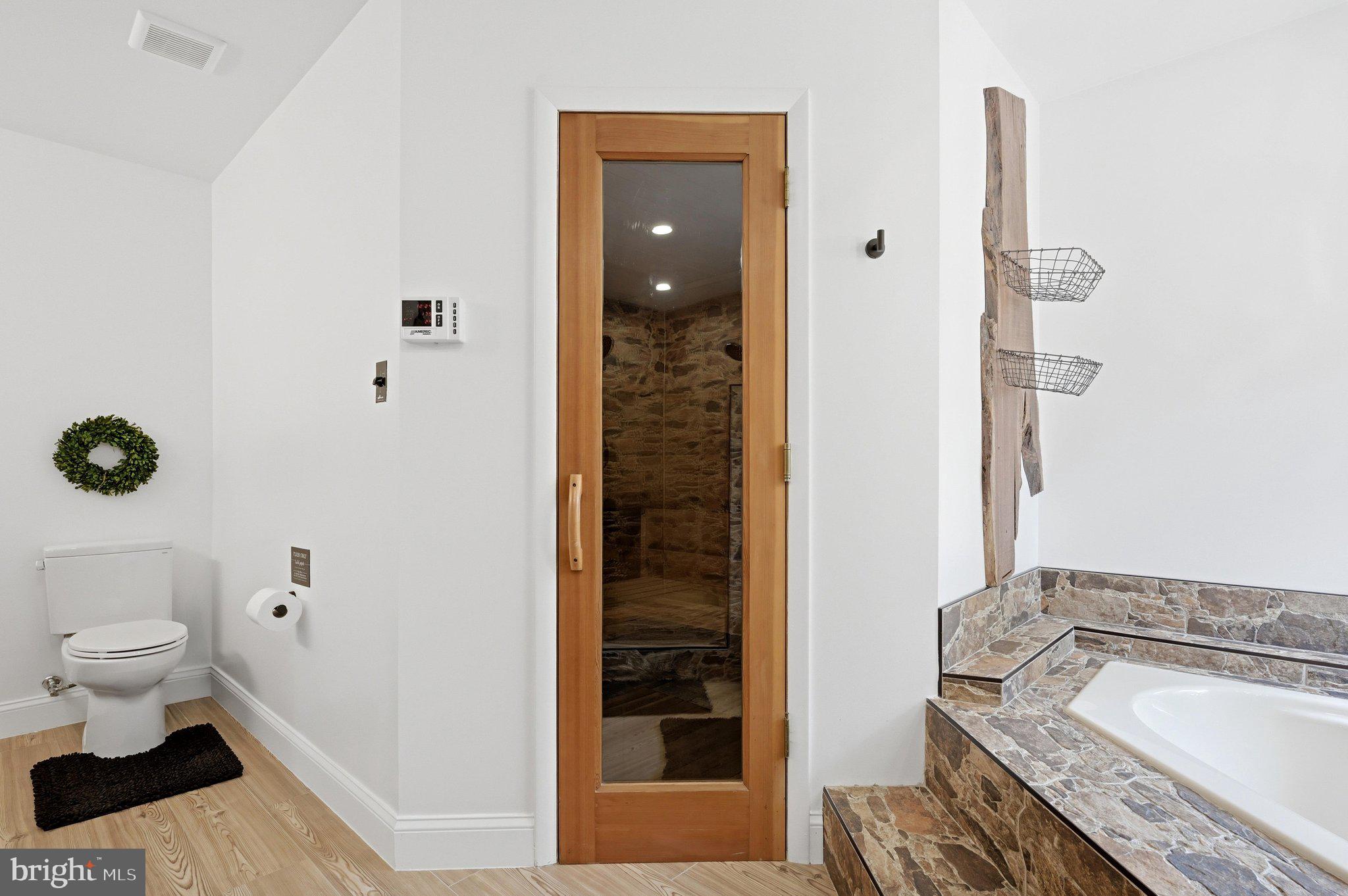 GLEN HAVEN - Residential