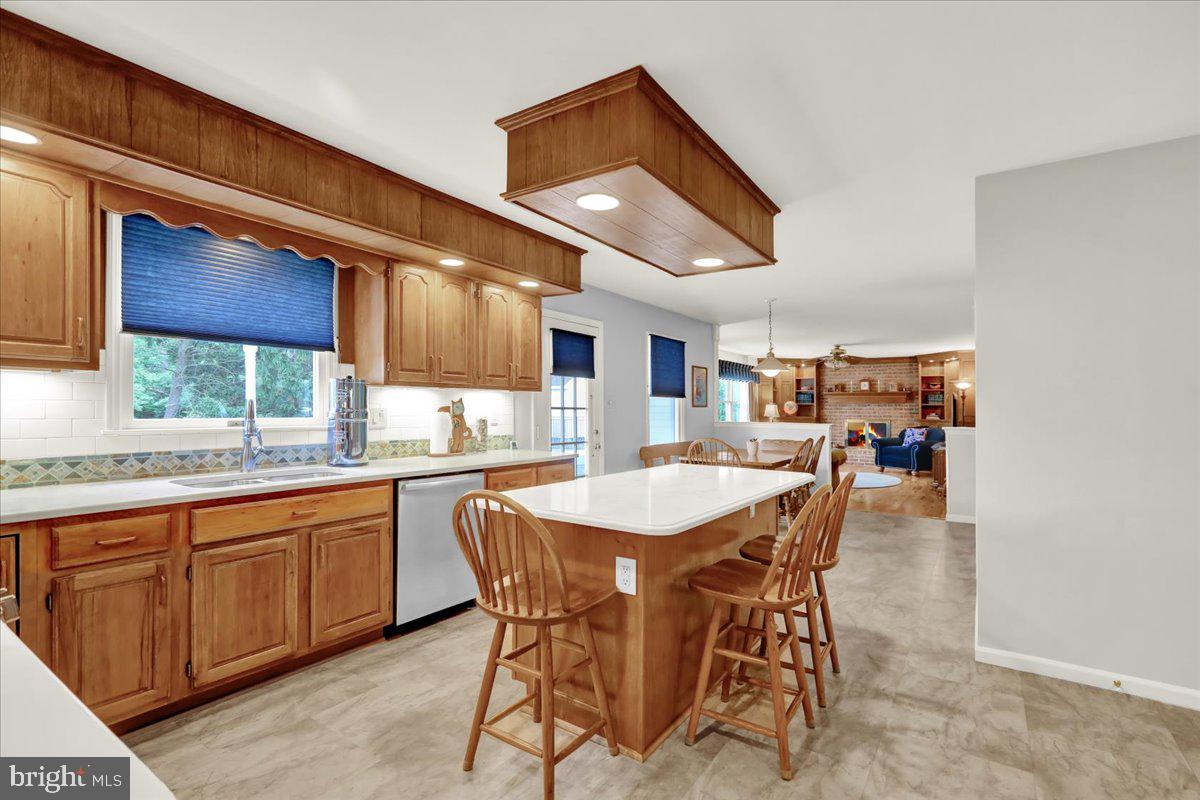 WILSHIRE MEADOWS - Residential