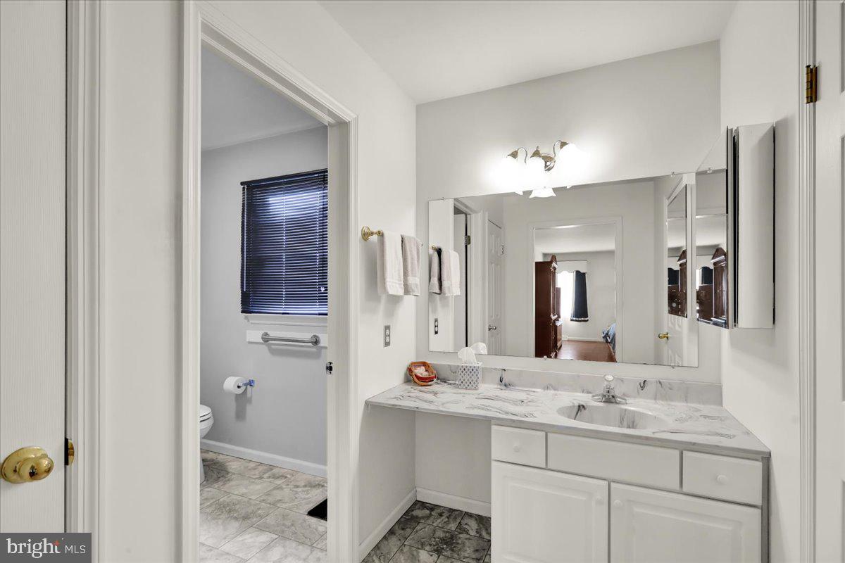 WILSHIRE MEADOWS - Residential